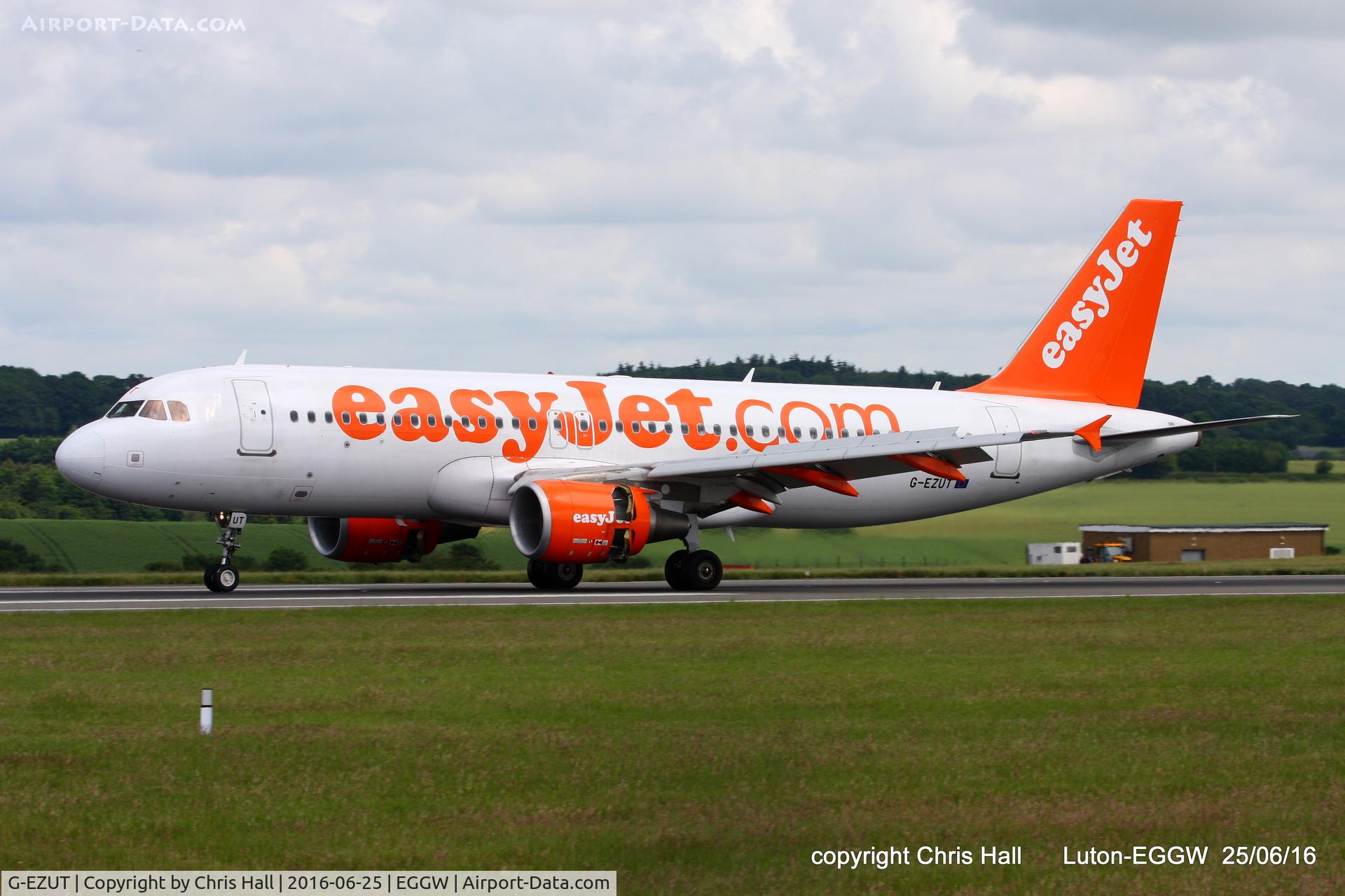 G-EZUT, 2012 Airbus A320-214 C/N 5113, easyJet