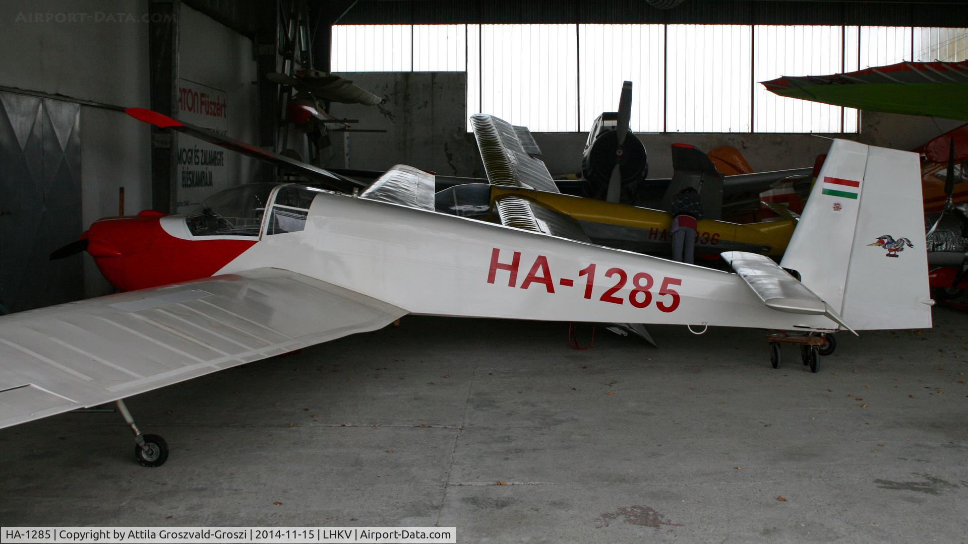 HA-1285, 1972 Scheibe SF-25C Falke 1700 C/N 4227, Kaposújlak Airport, Hungary