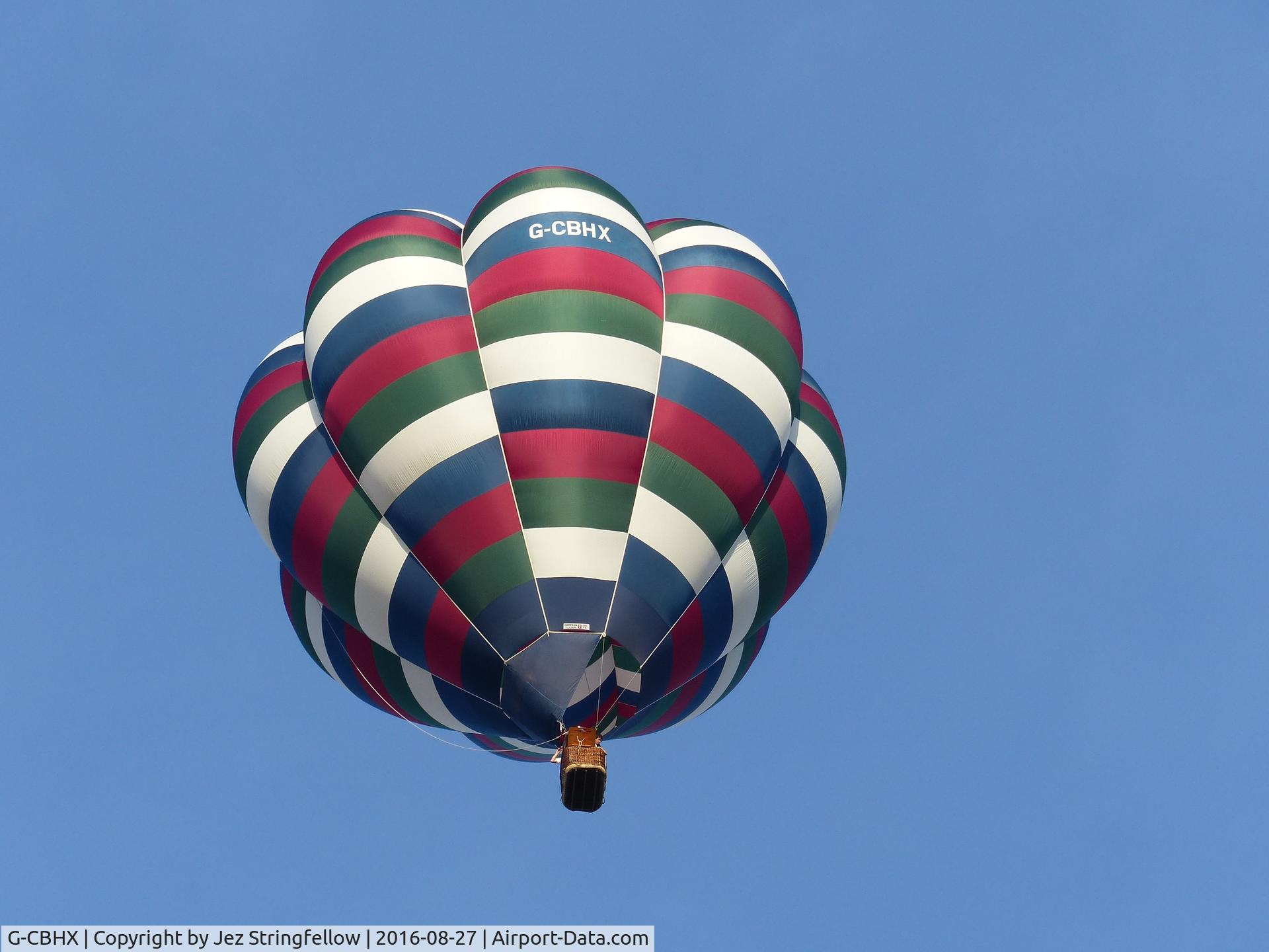 G-CBHX, 2001 Cameron Balloons V-77 C/N 3950, Photo taken over my property in Derbyshire in August 2016.
Using a Panasonic Lumix FZ200