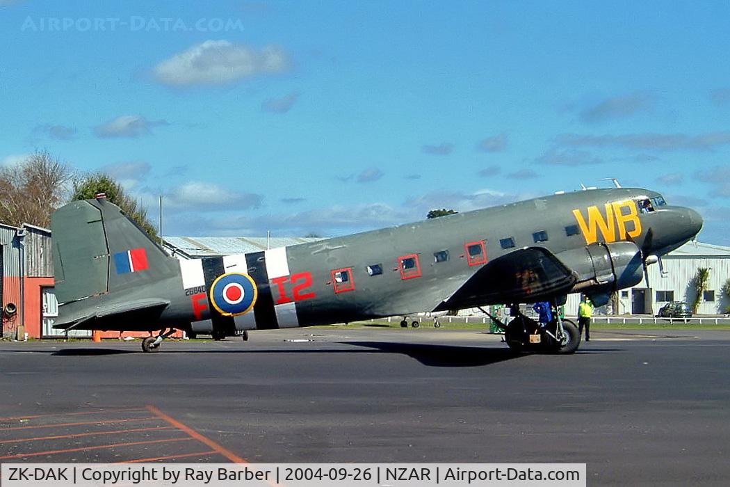 ZK-DAK, 1944 Douglas DC3C-S1C3G (C-47B) C/N 15035, Douglas DC-3C-47B-10-DK [15035/26480] (Flight 2000) Ardmore~ZK 26/09/2004