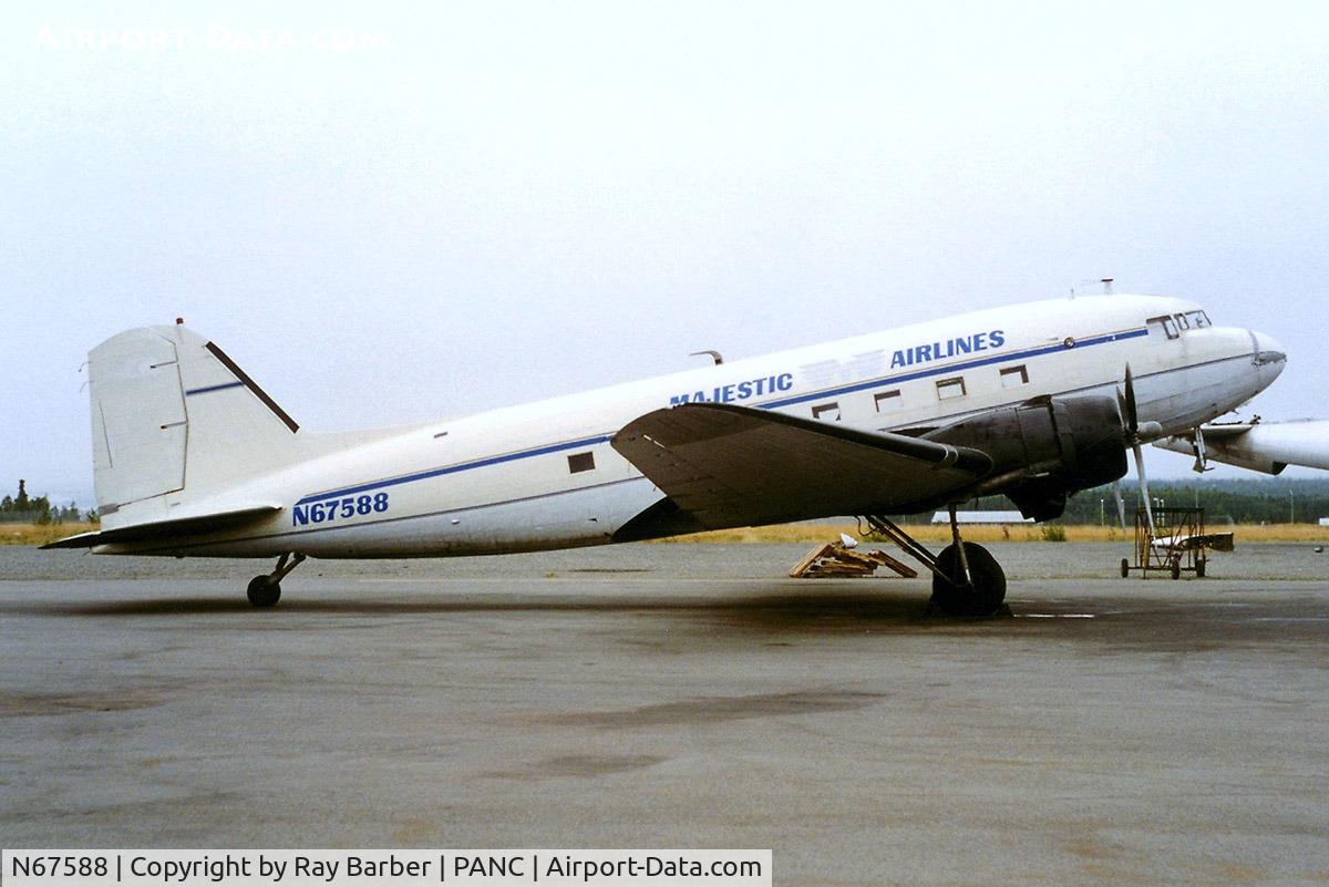 N67588, 1946 Douglas DC3C C/N 20536, Douglas DC-3C-47A-90-DL [20536] (Majestic Airlines) Anchorage Int'l 04/08/1994