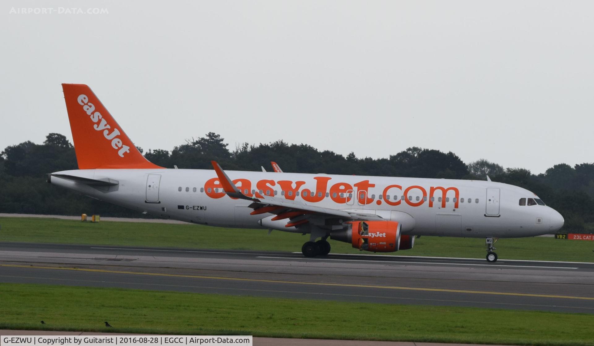 G-EZWU, 2014 Airbus A320-214 C/N 6095, At Manchester