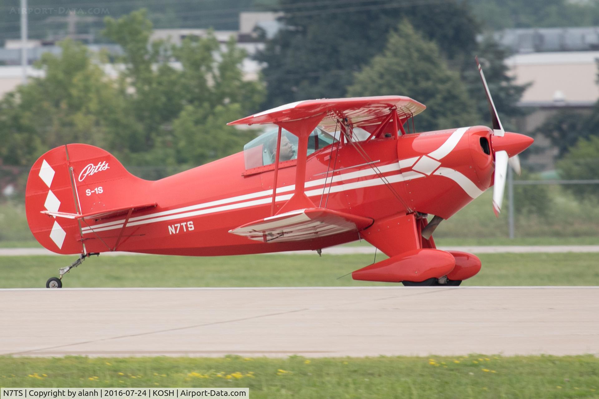 N7TS, 1977 Pitts S-1S Special C/N 1SP, Rolling out