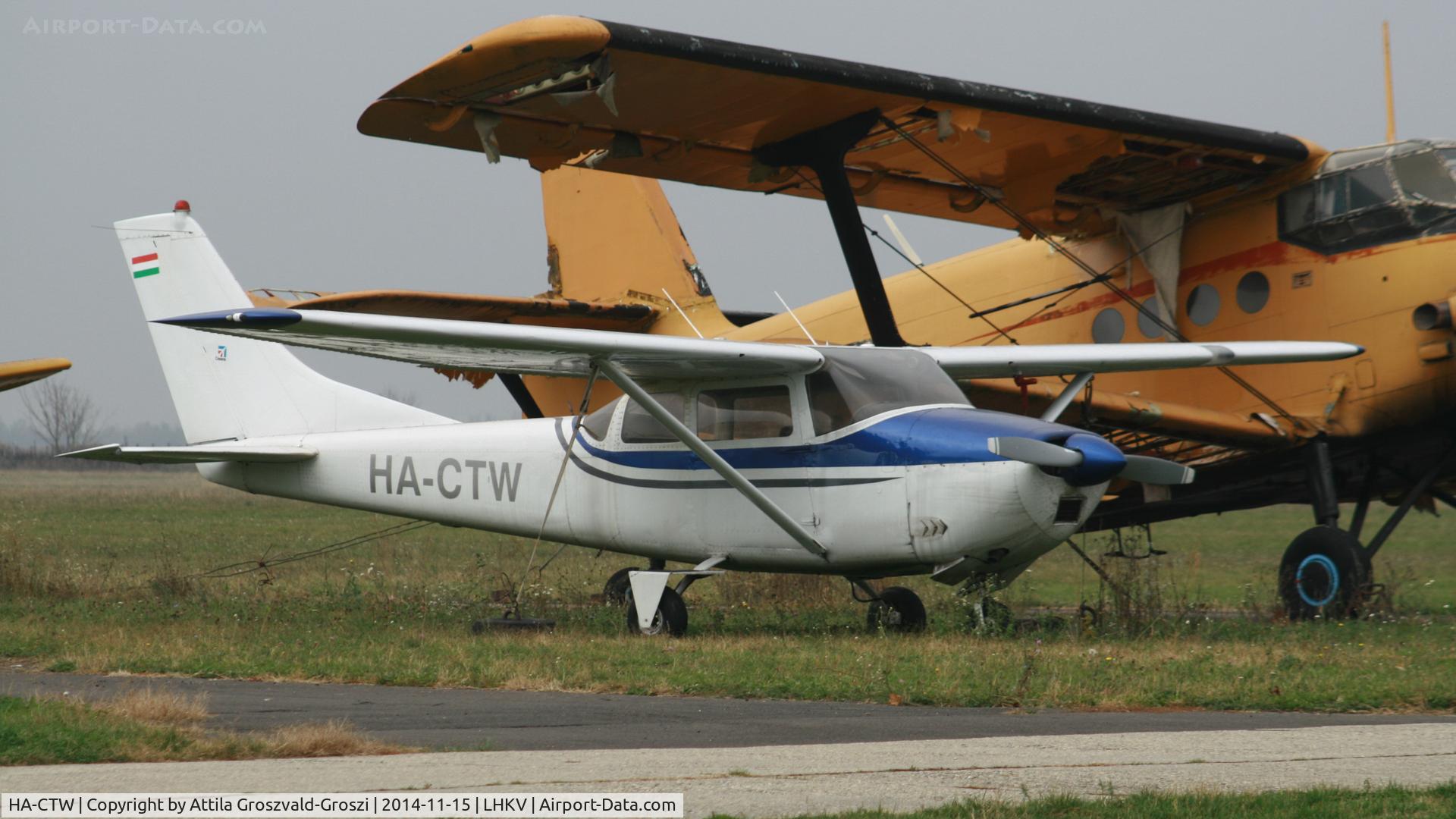 HA-CTW, Cessna 182E Skylane C/N 18253630, Kaposújlak Airport, Hungary