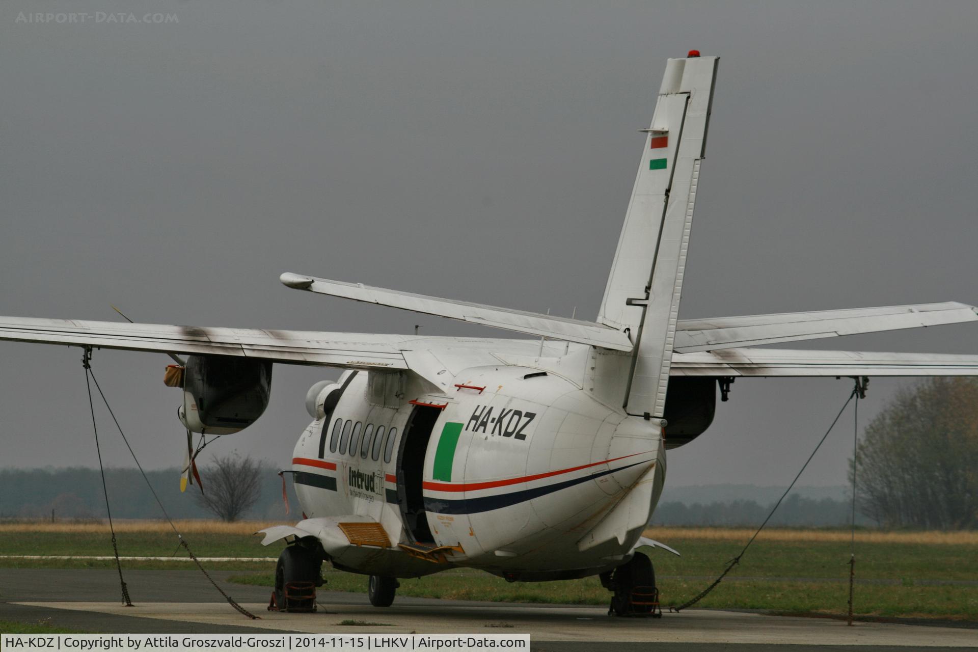 HA-KDZ, 1982 Let L-410UVP-T Turbolet C/N 820929, Kaposújlak Airport, Hungary