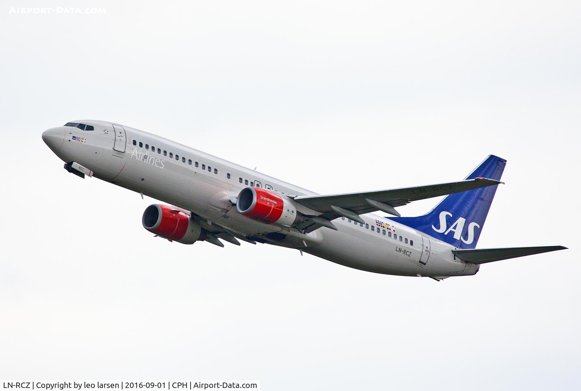 LN-RCZ, 2001 Boeing 737-883 C/N 30197, Copenhagen 1.9.16