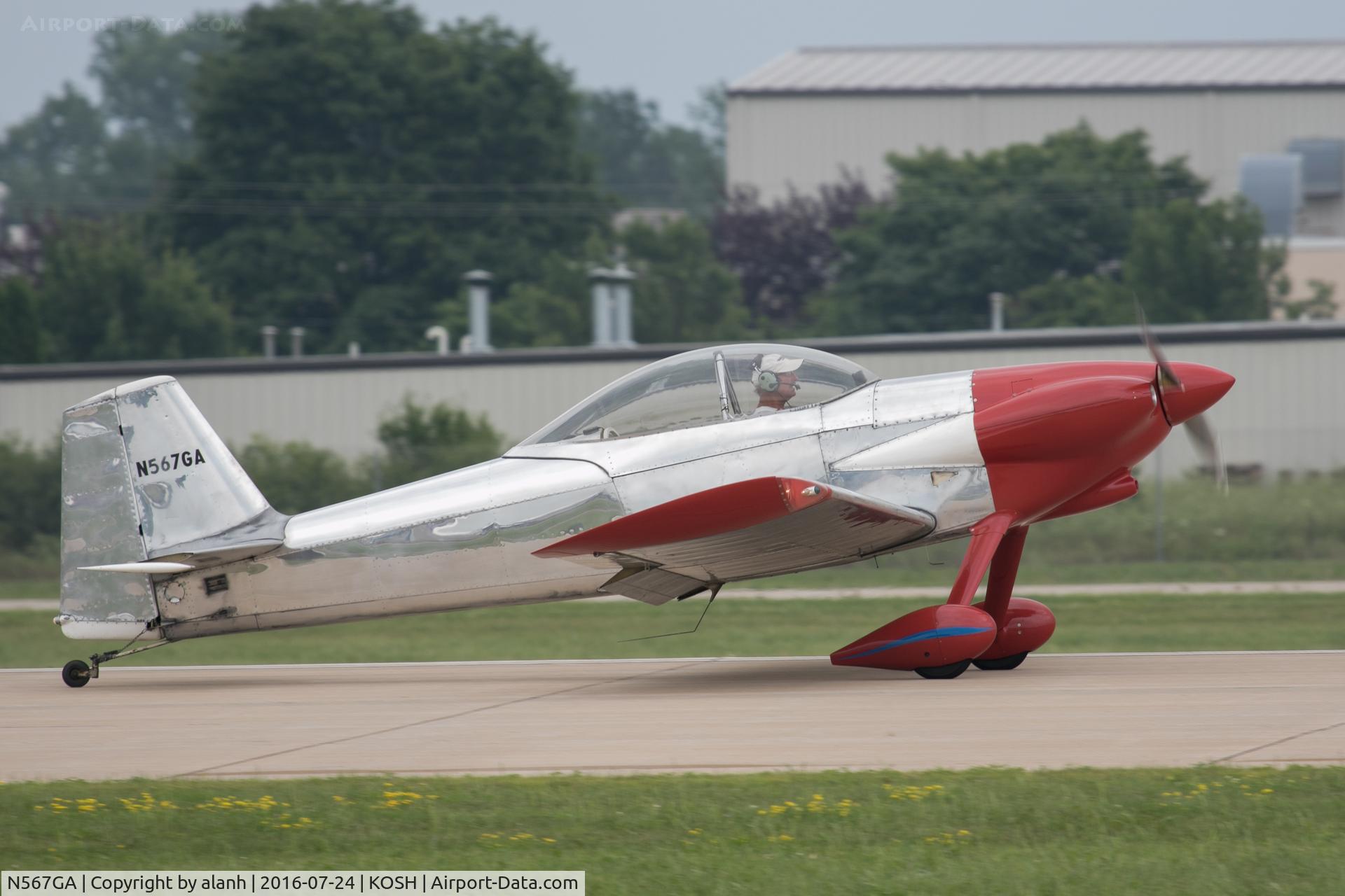 N567GA, 2004 Vans RV-4 C/N 3668, Rolling out