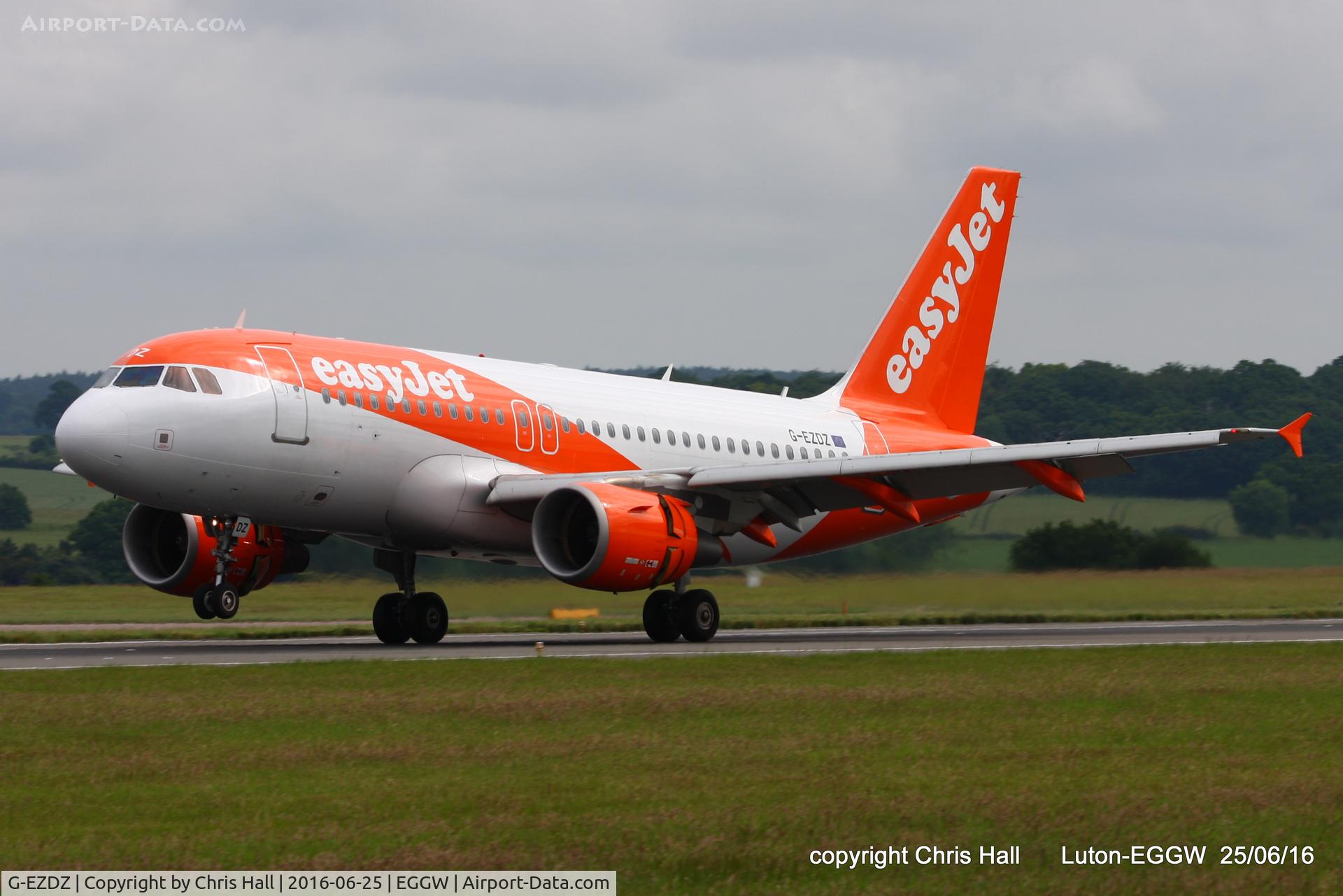 G-EZDZ, 2009 Airbus A319-111 C/N 3774, easyJet