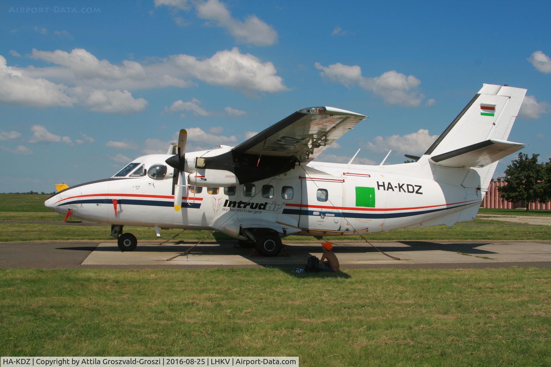 HA-KDZ, 1982 Let L-410UVP-T Turbolet C/N 820929, Kaposújlak Airport, Hungary