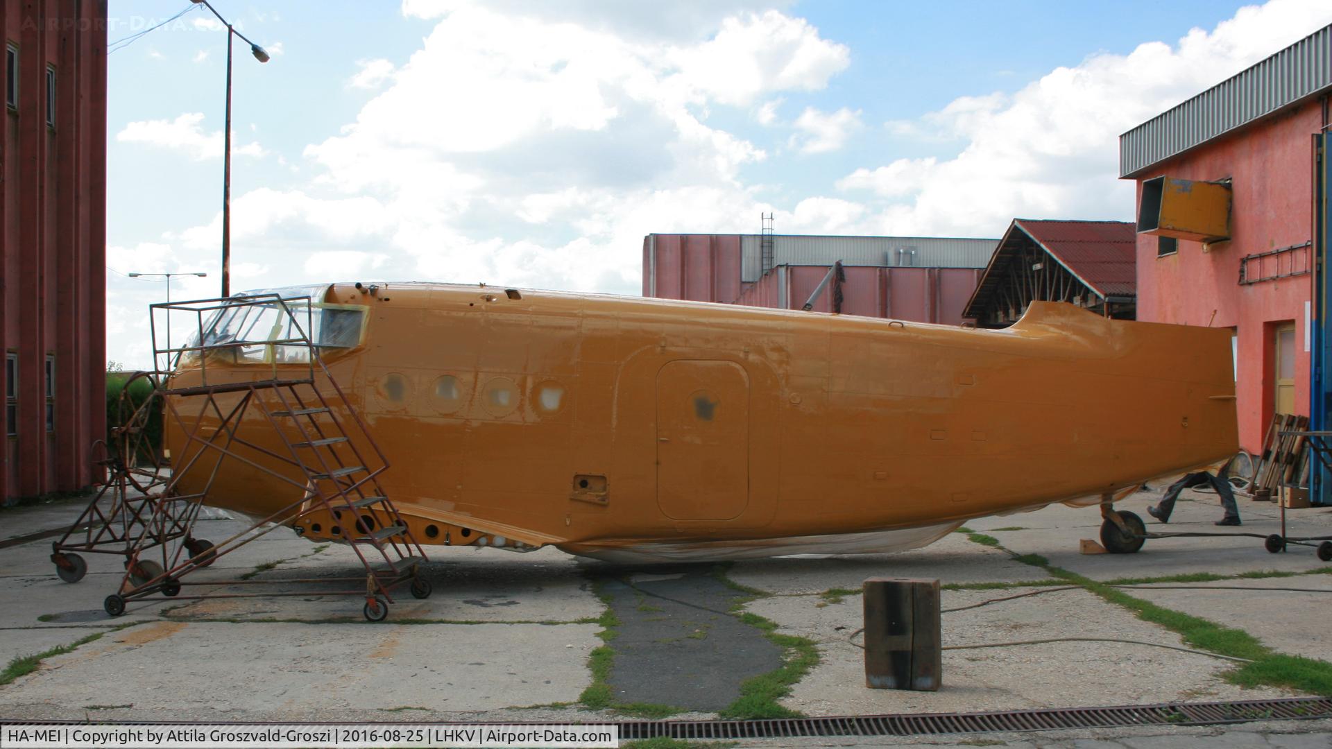 HA-MEI, 1980 PZL-Mielec AN-2R C/N 1G190-18, Kaposújlak Airport, Hungary - during renovation