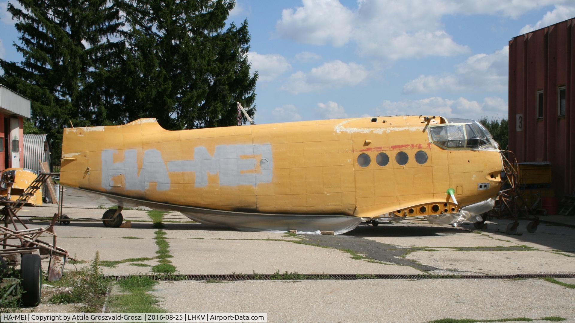 HA-MEI, 1980 PZL-Mielec AN-2R C/N 1G190-18, Kaposújlak Airport, Hungary - during renovation