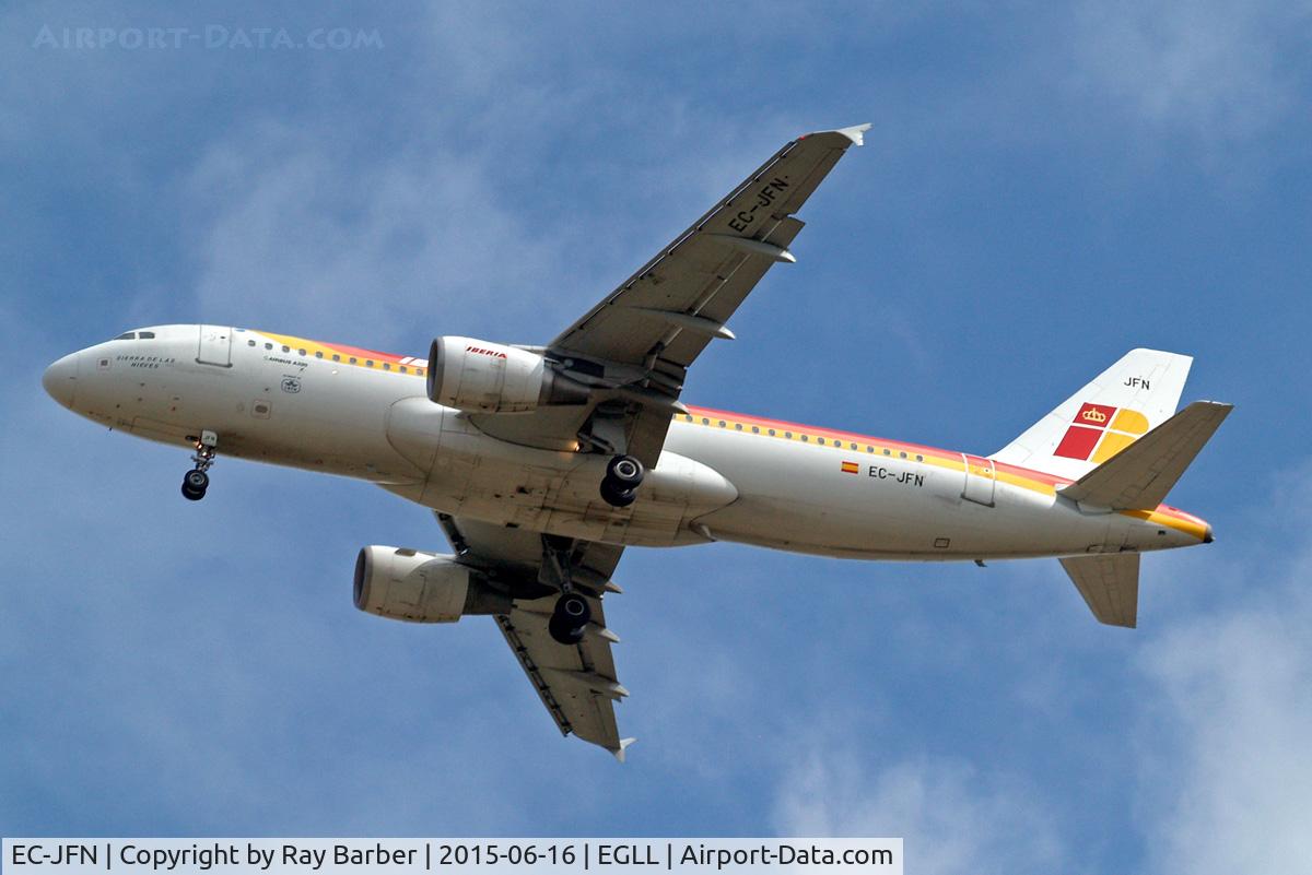 EC-JFN, 2005 Airbus A320-214 C/N 2391, Airbus A320-214 [2391] (Iberia) Home~G 16/06/2015. On approach 27R.