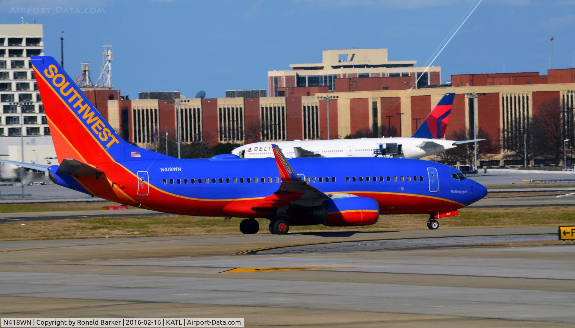 N418WN, 2001 Boeing 737-7H4 C/N 29823, Taxi Atlanta