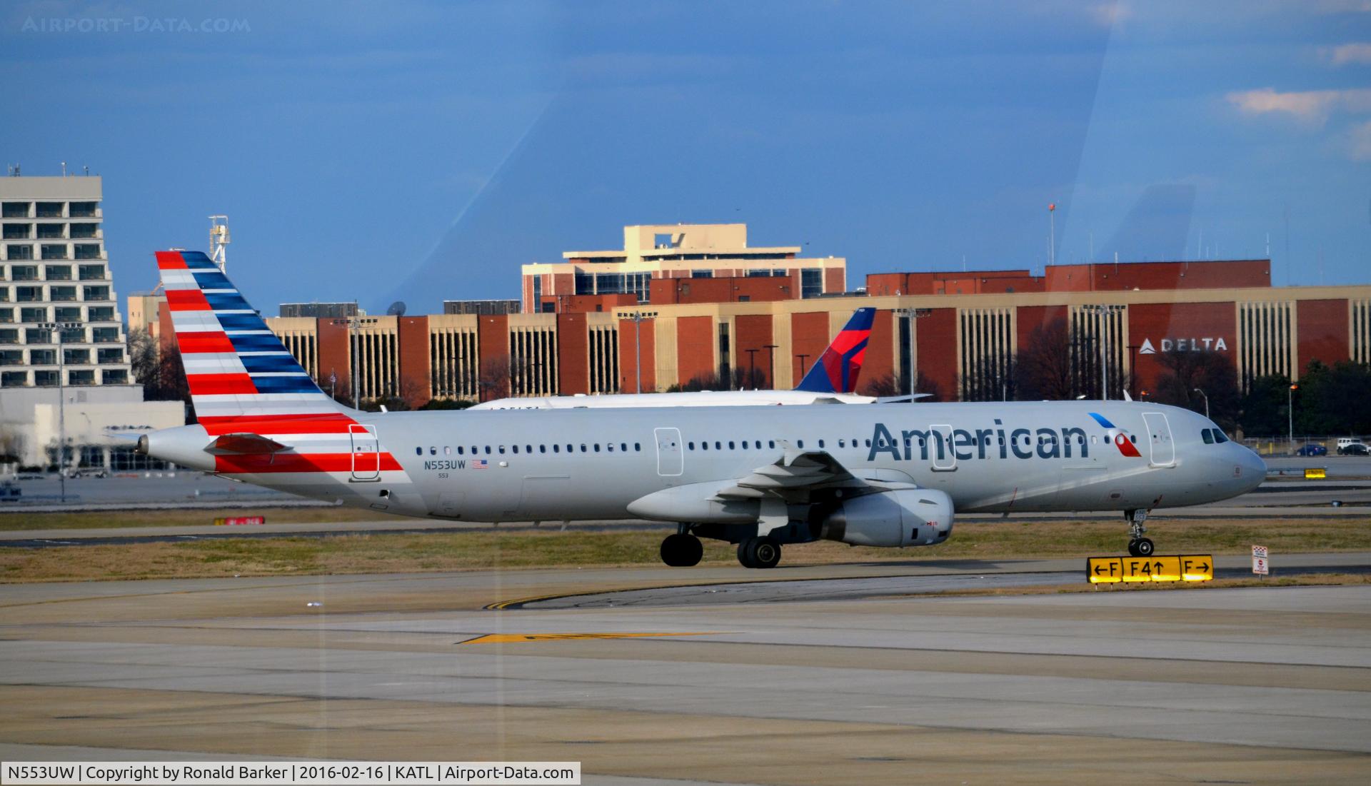N553UW, 2011 Airbus A321-231 C/N 4960, Taxi Atlanta