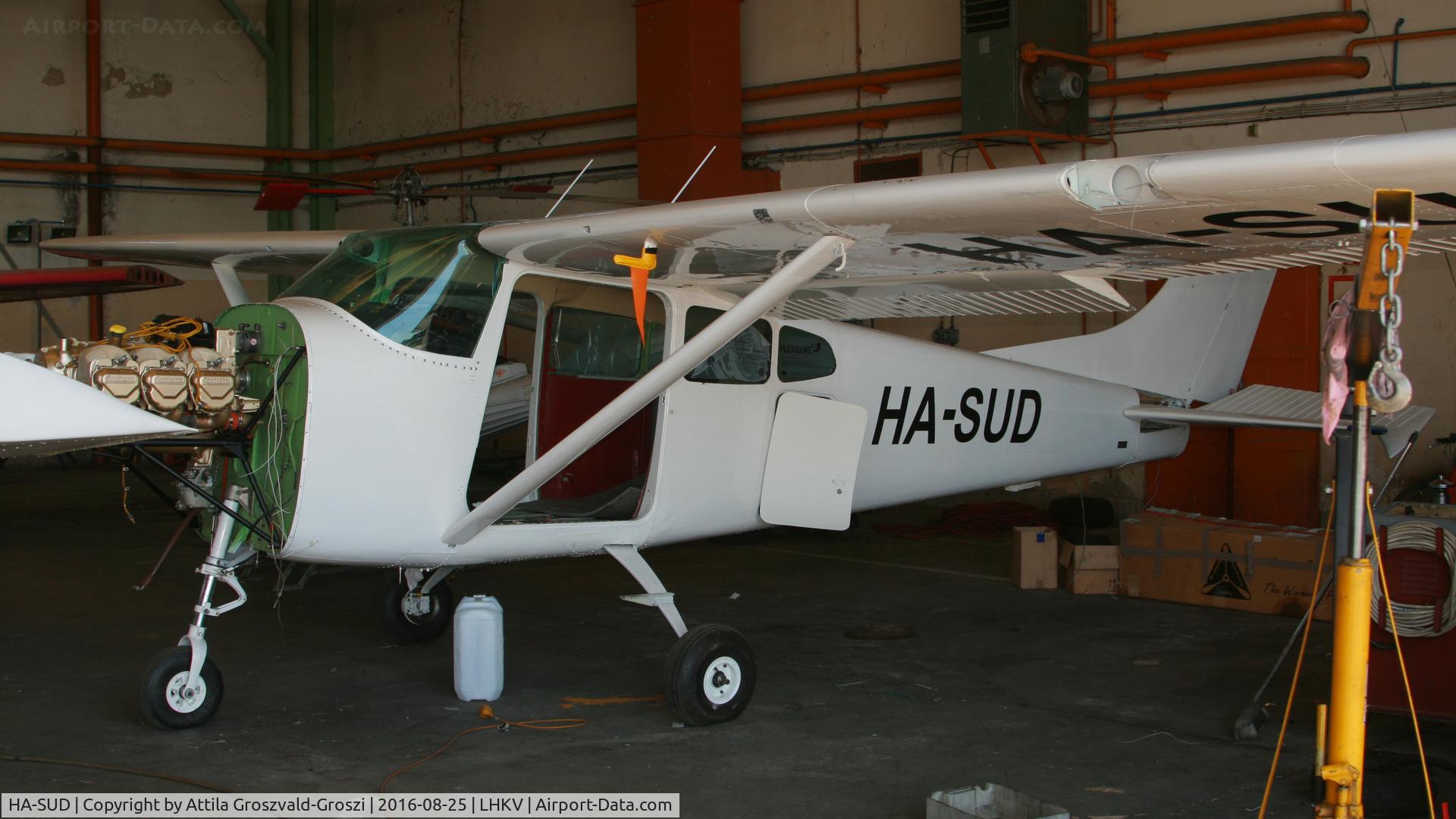 HA-SUD, 1960 Cessna 182C Skylane Skylane C/N 52912, Kaposújlak Airport, Hungary