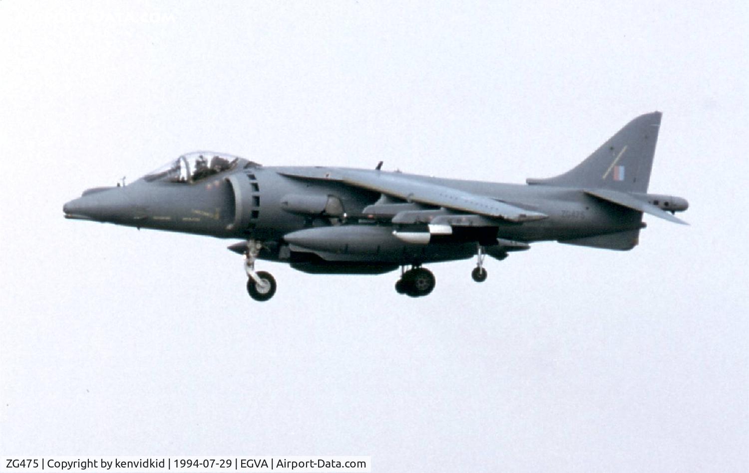 ZG475, 1990 British Aerospace Harrier GR.7 C/N P65, Royal Air Force arriving at RIAT.