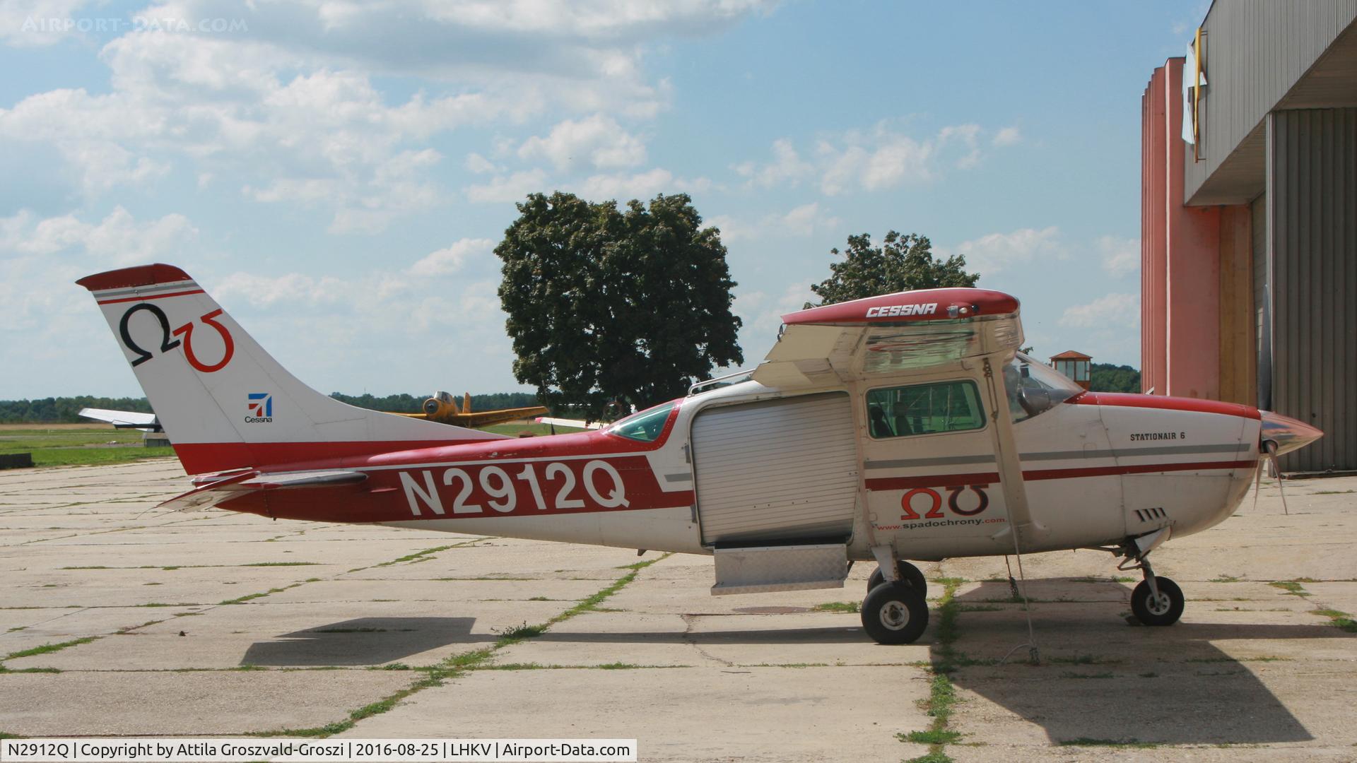 N2912Q, 1975 Cessna U206F Stationair C/N U20603021, Kaposújlak Airport, Hungary