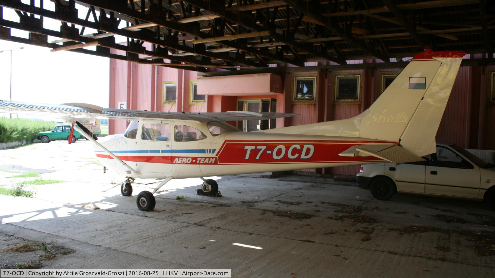 T7-OCD, Reims F172F C/N F172-0111, Kaposújlak Airport, Hungary