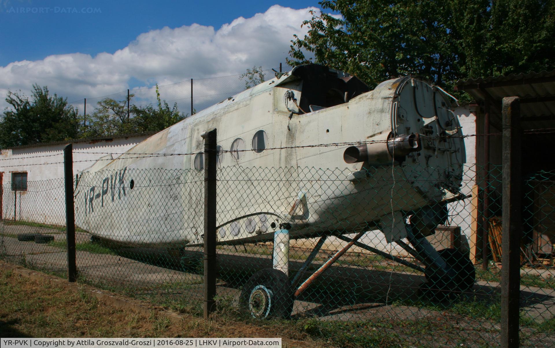 YR-PVK, 1977 PZL-Mielec AN-2R C/N 1G175-11, Kaposújlak Airport, Hungary