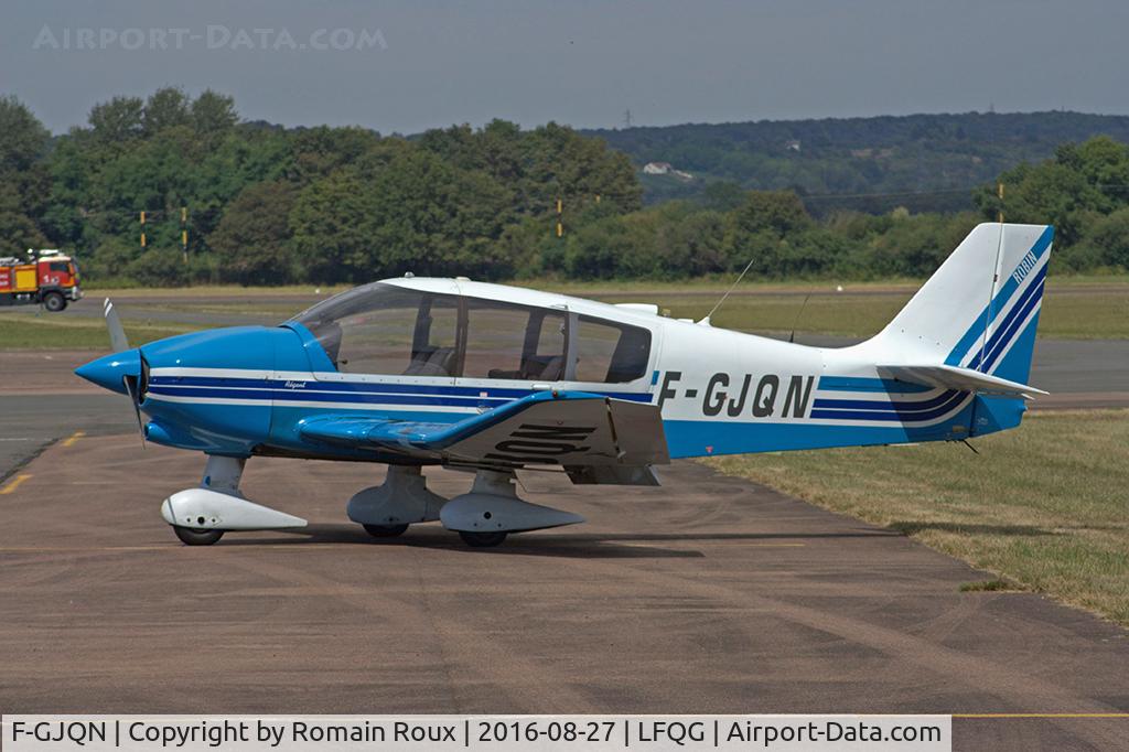 F-GJQN, Robin DR-400-180 Regent C/N 1976, Parked
