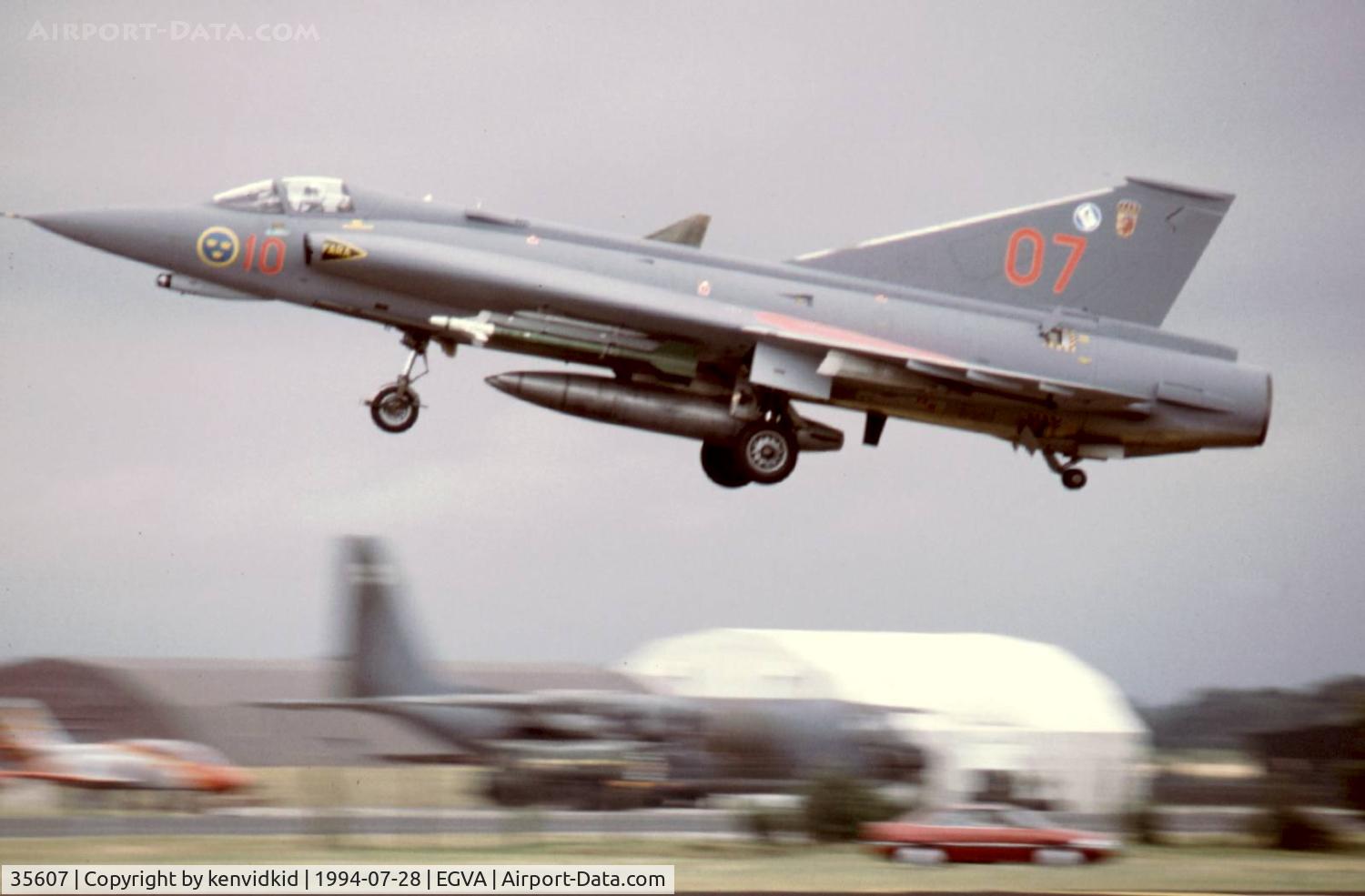 35607, Saab J-35F Draken C/N 35-607, Swedish Air Force arriving at RIAT.