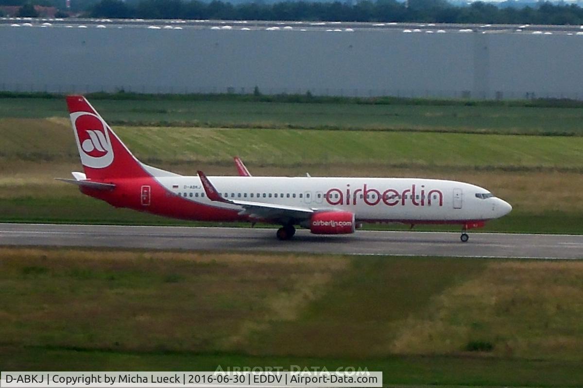 D-ABKJ, 2010 Boeing 737-86J C/N 37749, At Hannover