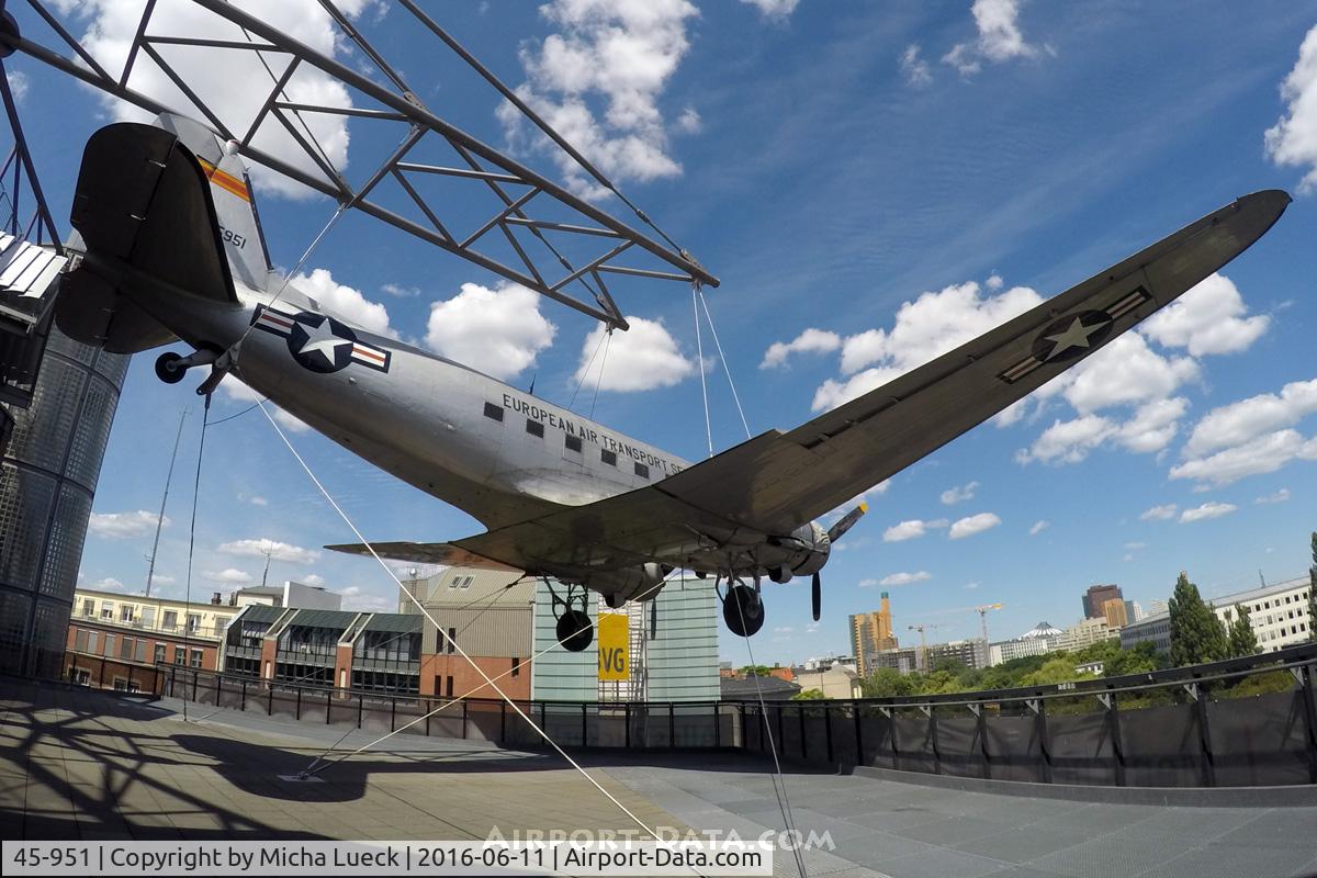 45-951, 1945 Douglas C-47B-45-DK C/N 16954/34214, At Deutsches Technikmuseum, Berlin