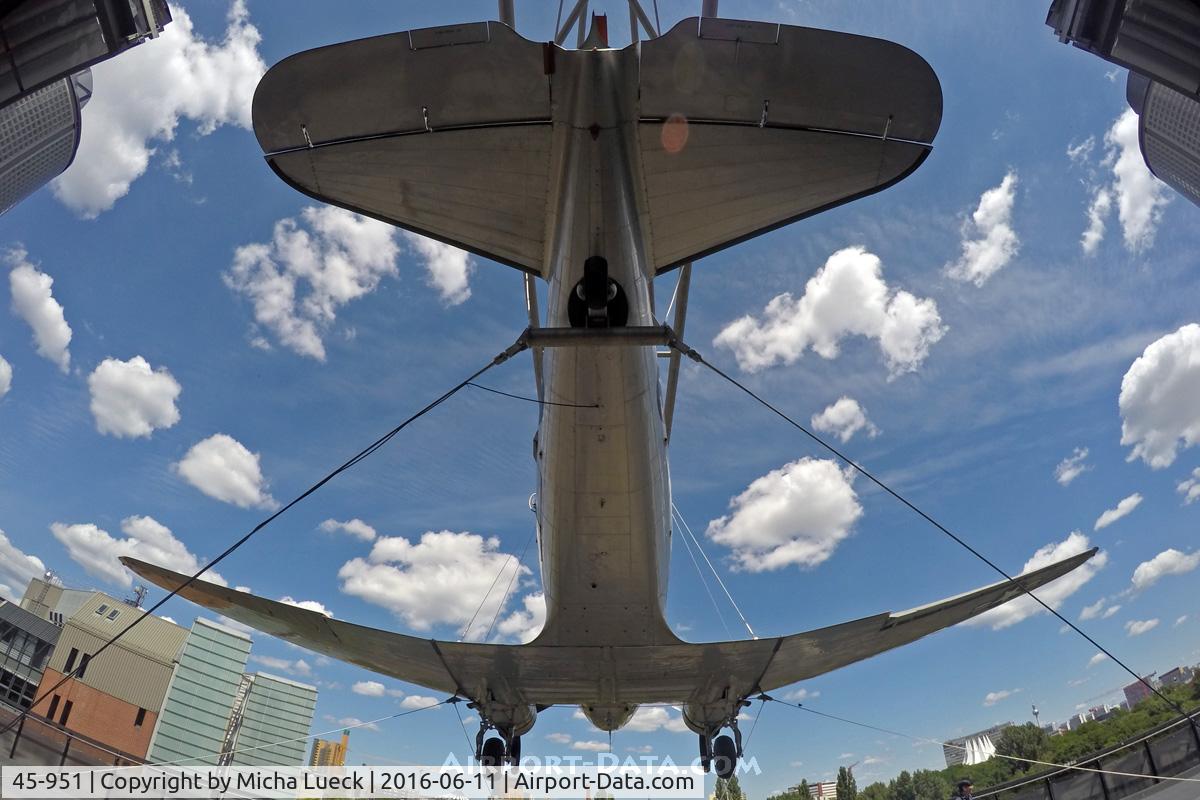 45-951, 1945 Douglas C-47B-45-DK C/N 16954/34214, At Deutsches Technikmuseum, Berlin