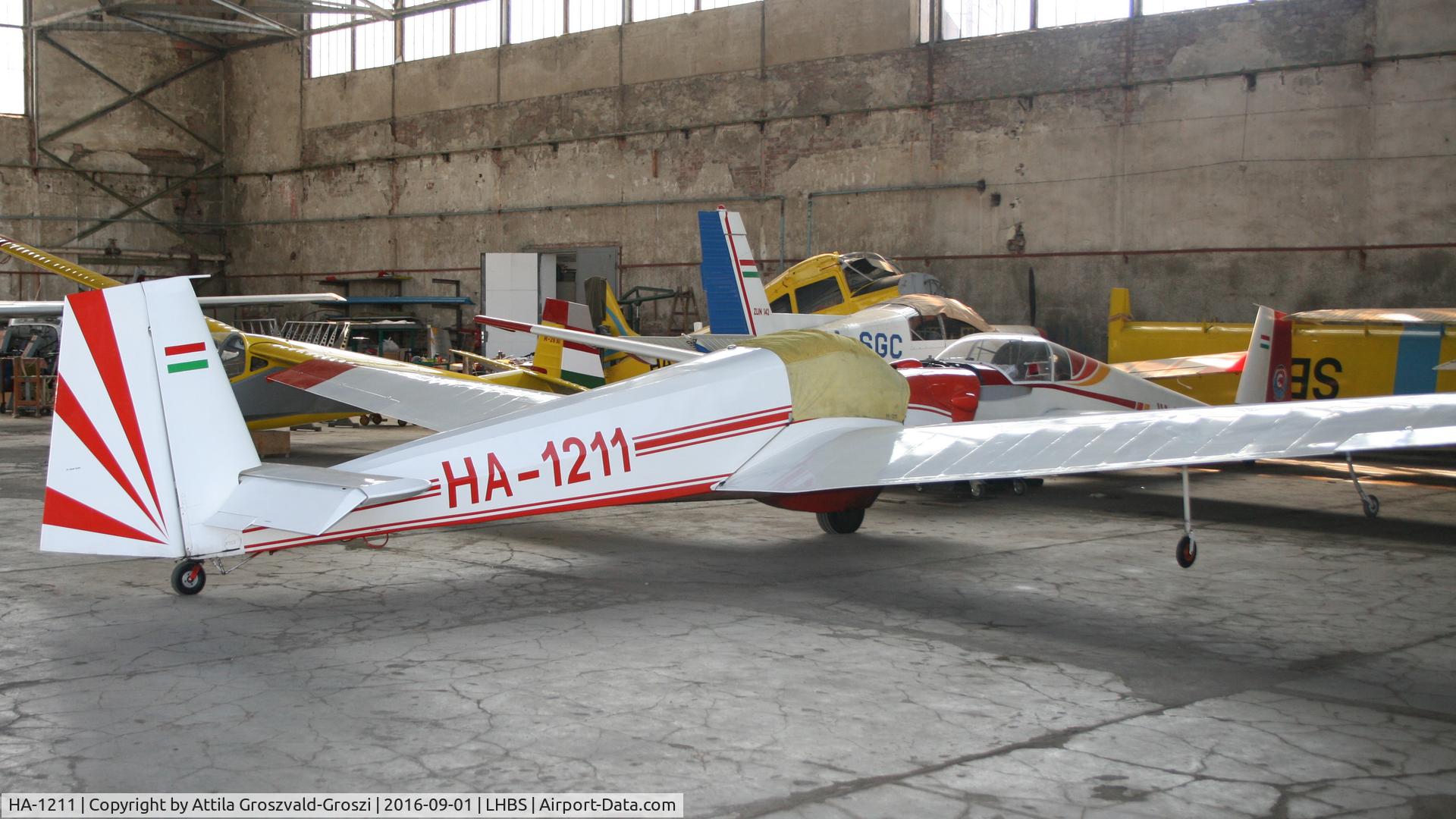 HA-1211, 1970 Scheibe SF-25B Falke C/N 4686, Budaörs Airport, Hungary