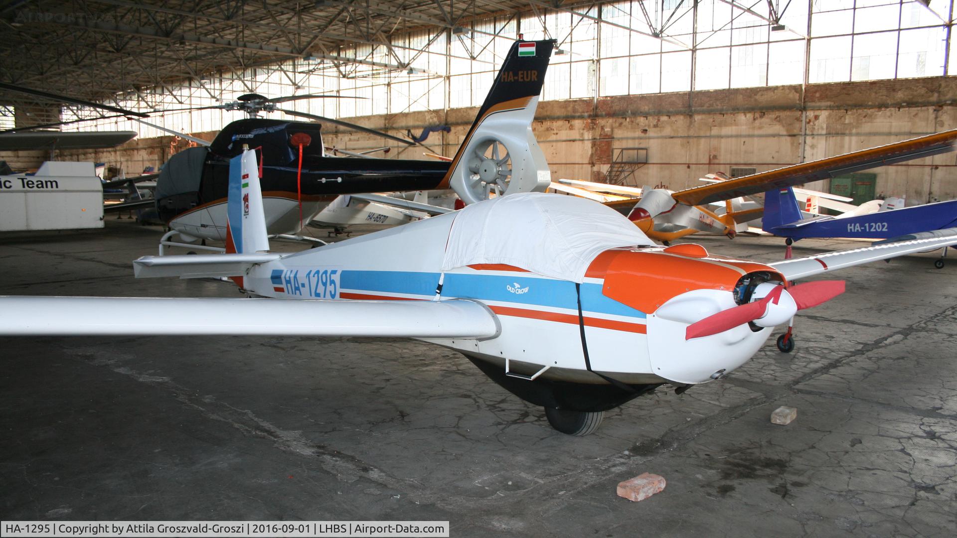 HA-1295, 1971 Scheibe SF-25B Falke C/N 46198, Budaörs Airport, Hungary