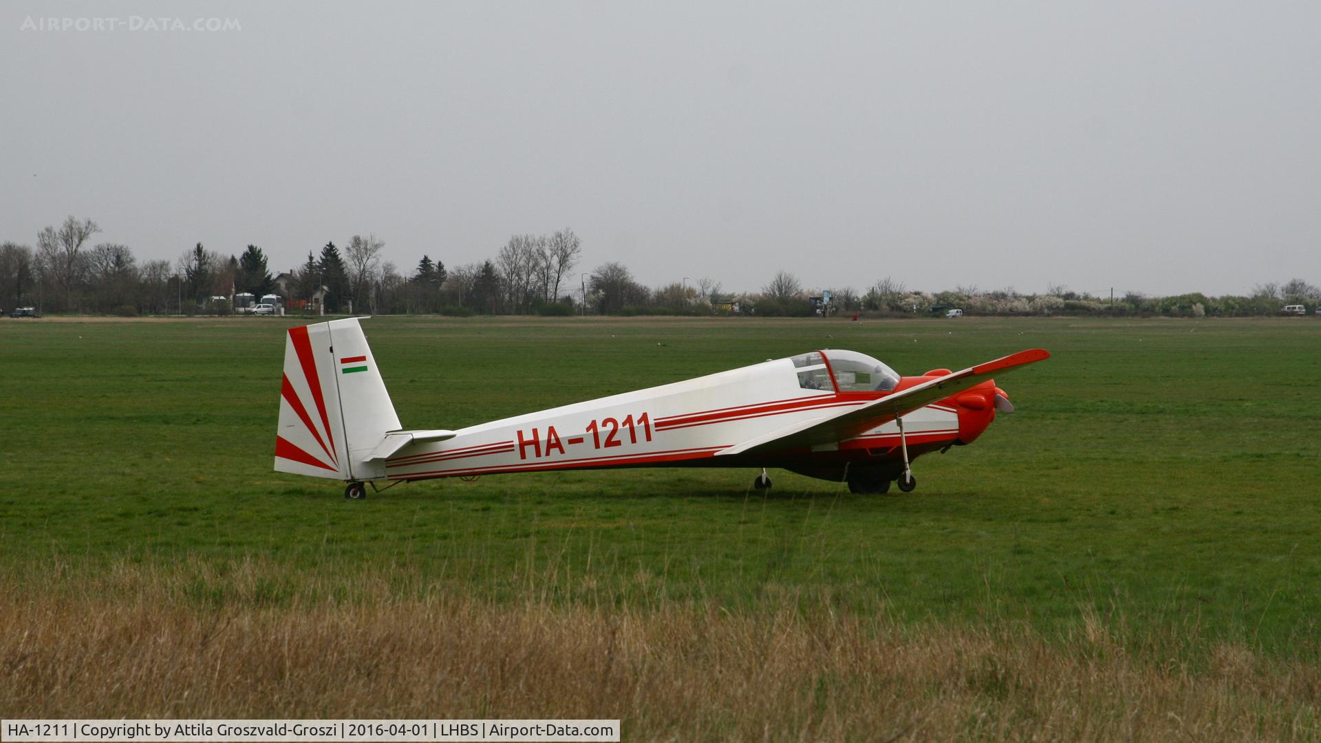 HA-1211, 1970 Scheibe SF-25B Falke C/N 4686, Budaörs Airport, Hungary