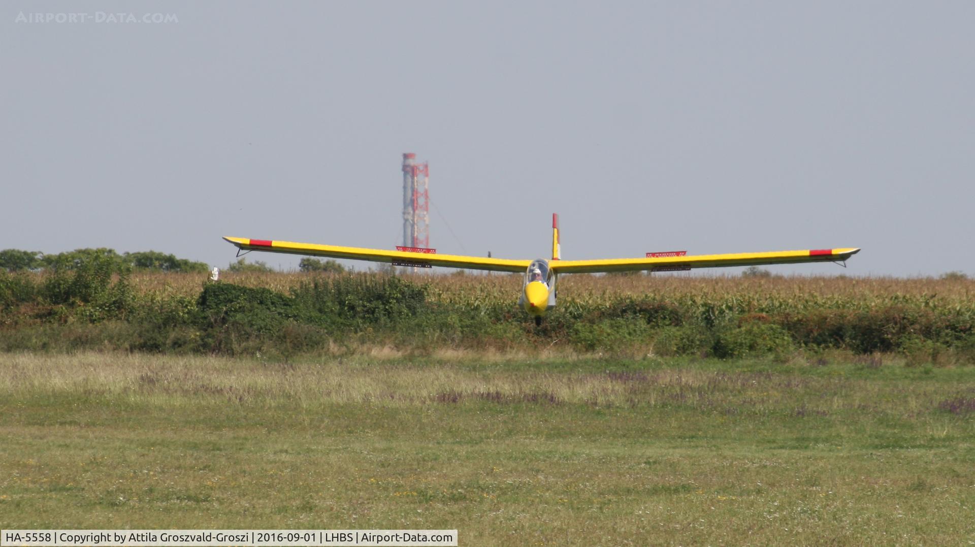 HA-5558, 1989 Rubik R-26SU Góbé 82 C/N AA800070, Budaörs Airport, Hungary