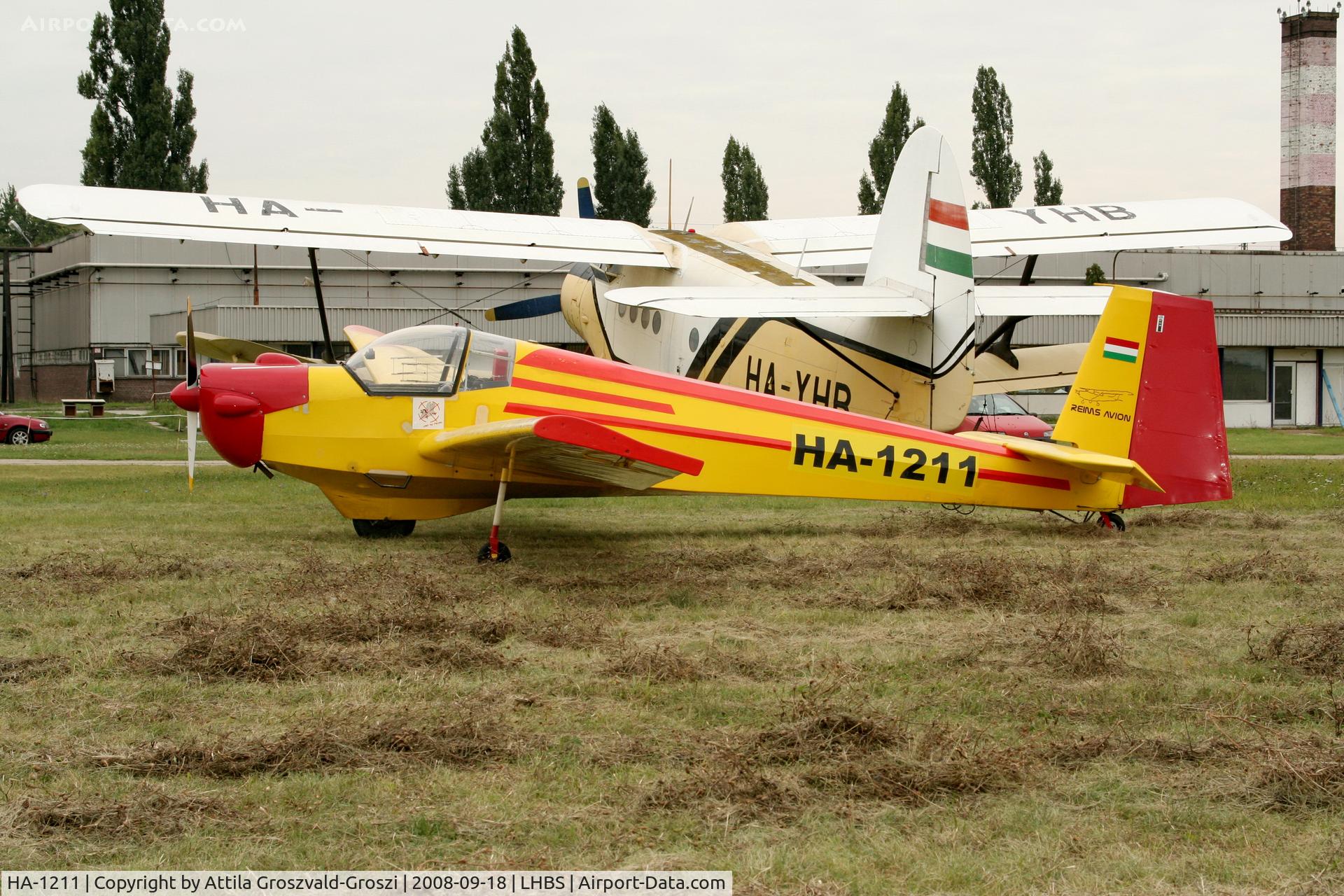 HA-1211, 1970 Scheibe SF-25B Falke C/N 4686, Budaörs Airport, Hungary