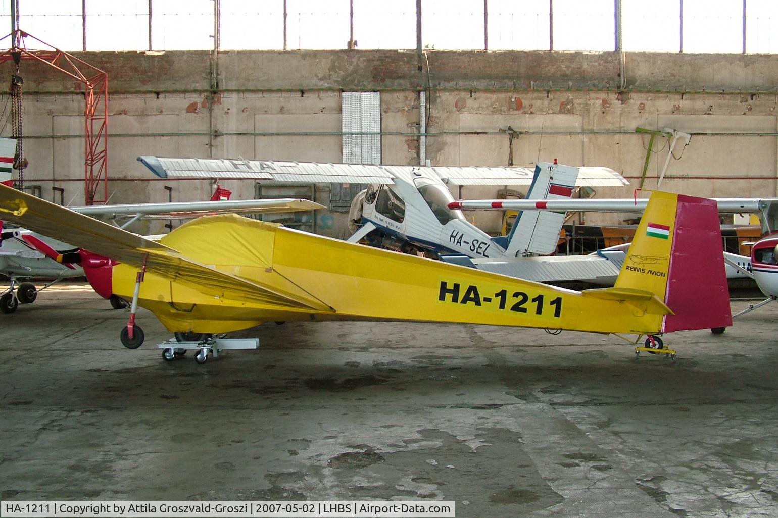 HA-1211, 1970 Scheibe SF-25B Falke C/N 4686, Budaörs Airport, Hungary