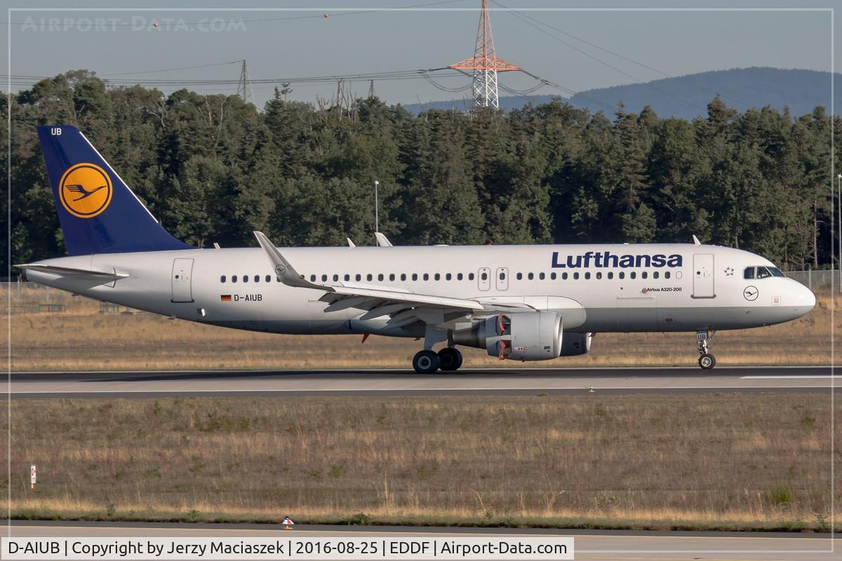 D-AIUB, 2014 Airbus A320-214 C/N 5972, Airbus A320-214SL