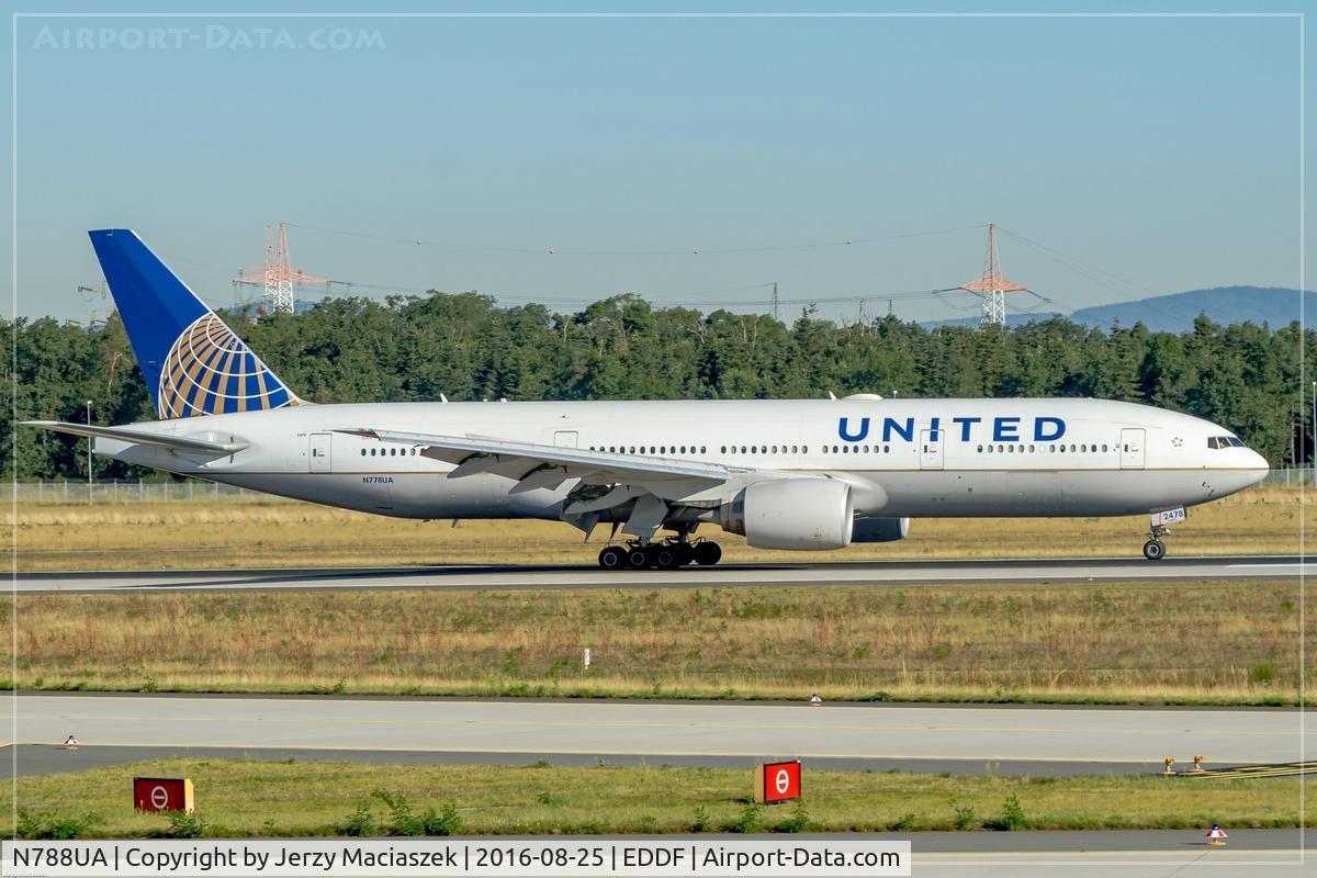 N788UA, 1997 Boeing 777-222 C/N 26942, Boeing 777-222,
