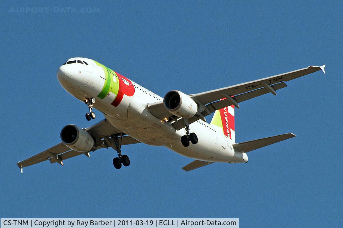 CS-TNM, 2002 Airbus A320-214 C/N 1799, Airbus A320-214 [1799] (TAP Air Portugal) Home~G 19/03/2011. On approach 27R.