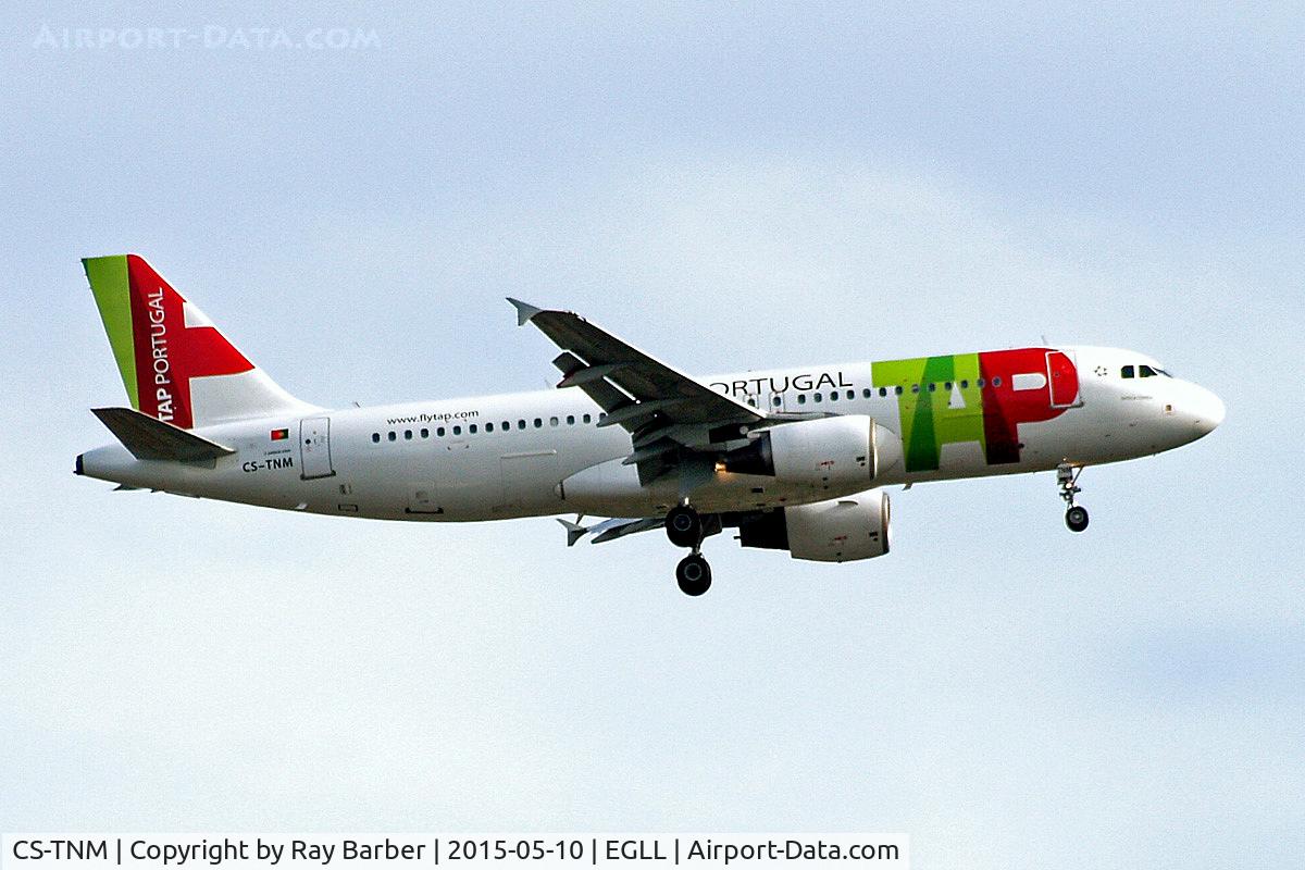 CS-TNM, 2002 Airbus A320-214 C/N 1799, Airbus A320-214 [1799] (TAP Air Portugal) Home~G 10/05/2015. On approach 27L.