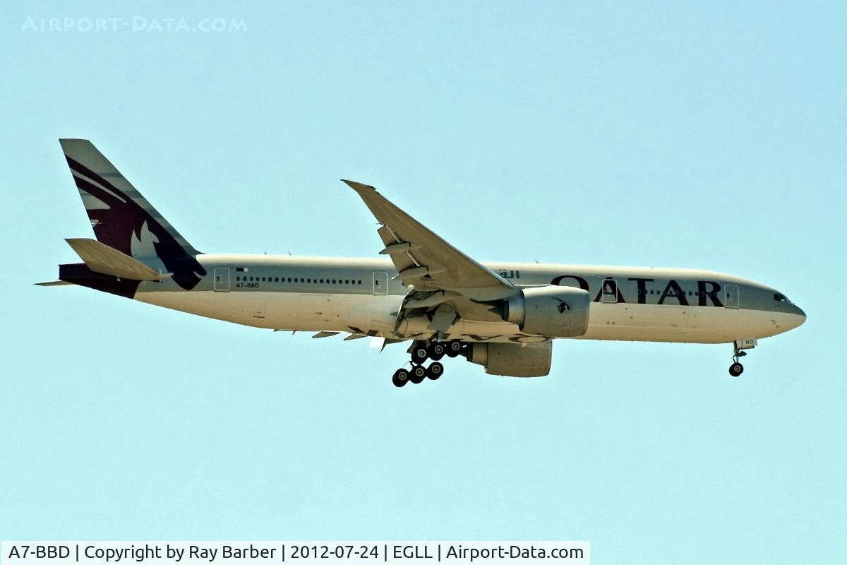 A7-BBD, 2009 Boeing 777-2DZ/LR C/N 36016, Boeing 777-2DZLR [36016] (Qatar Airways) Home~G 24/07/2012. On approach 27L.