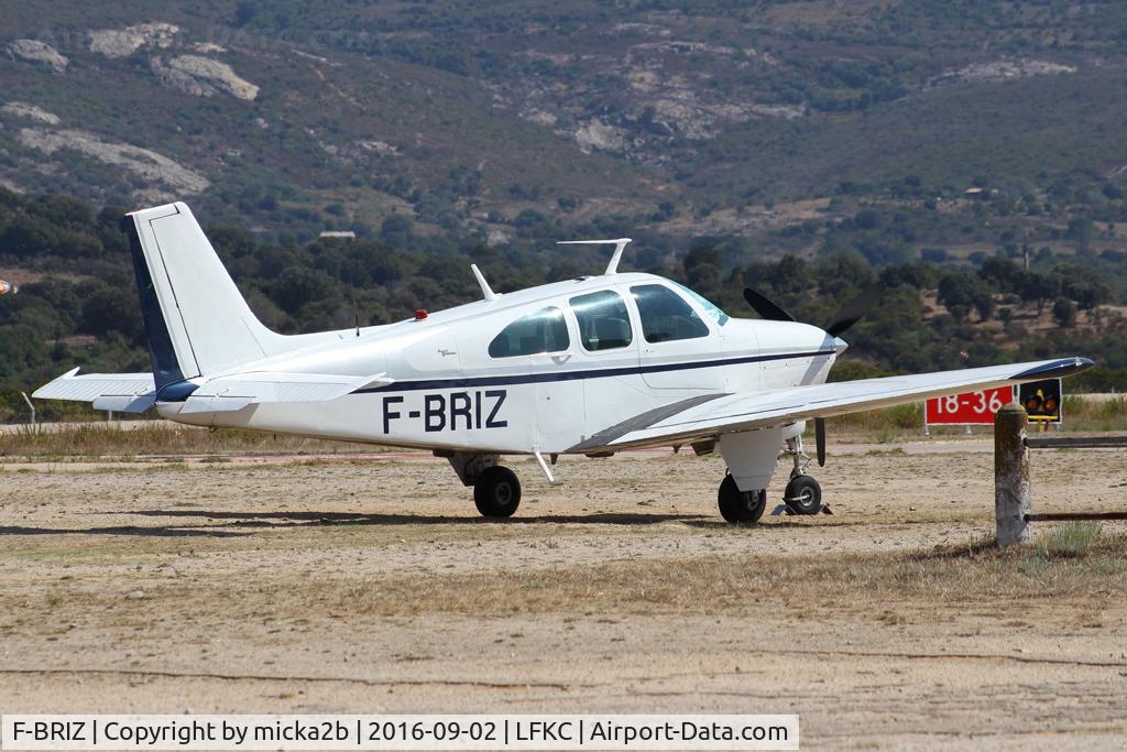 F-BRIZ, Beech E33A Bonanza Bonanza C/N CE-271, Parked