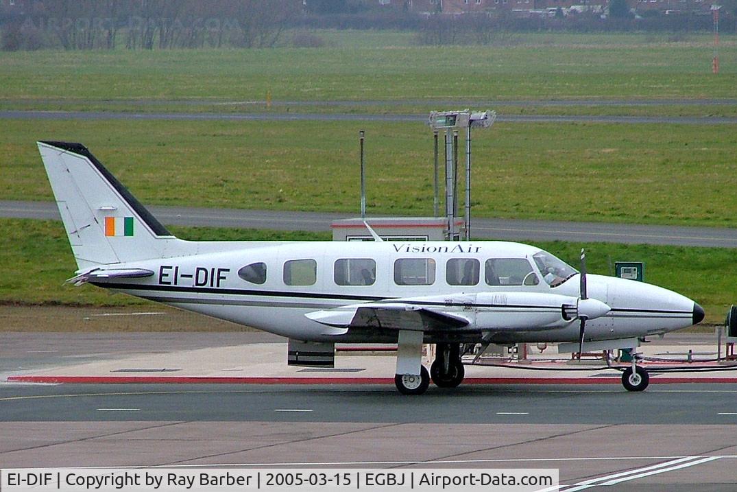 EI-DIF, Piper PA-31-350 Chieftain C/N 31-7752105, Piper PA-31-350 Navajo Chieftain [31-7752105] Staverton~G 15/03/2005