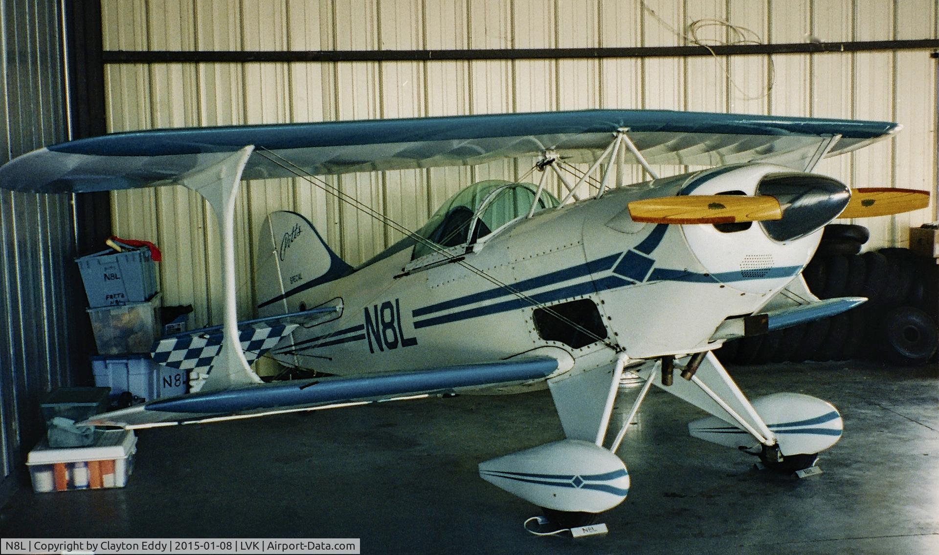 N8L, Pitts S-1C Special C/N 11, Pitts at Livermore Airport California.