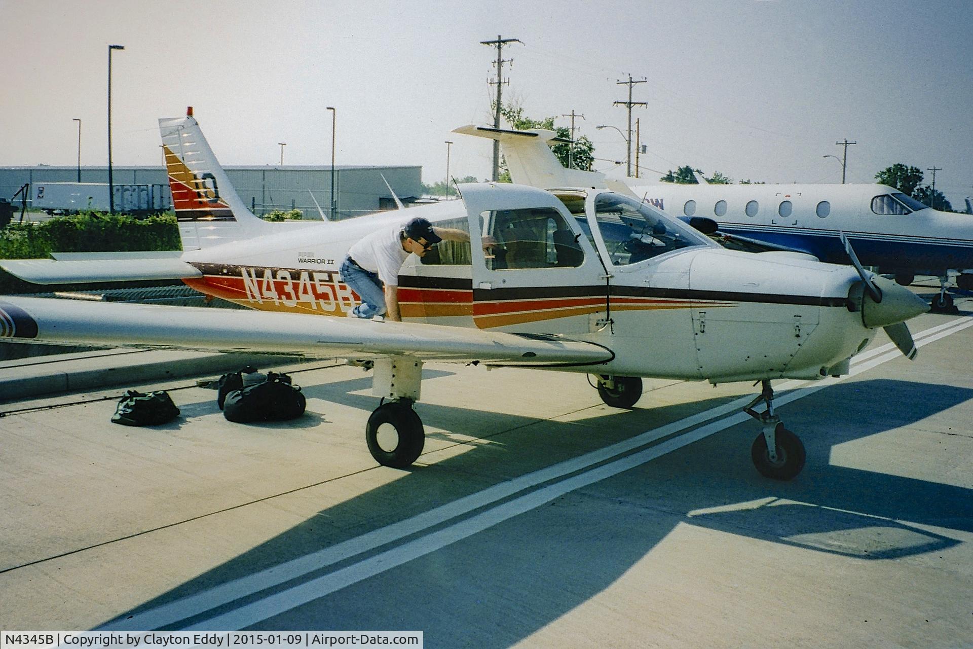 N4345B, 1984 Piper PA-28-161 C/N 28-8416057, N4345B