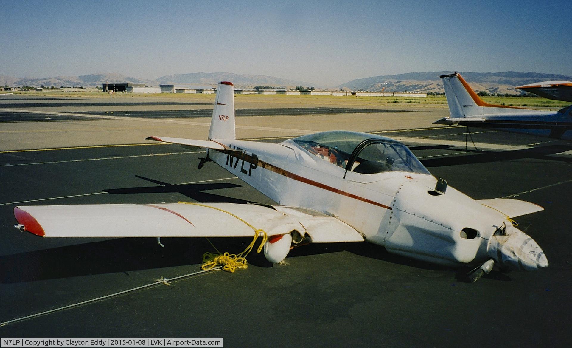 N7LP, Bushby Mustang II C/N 2, N7LP at Livermore Airport California.