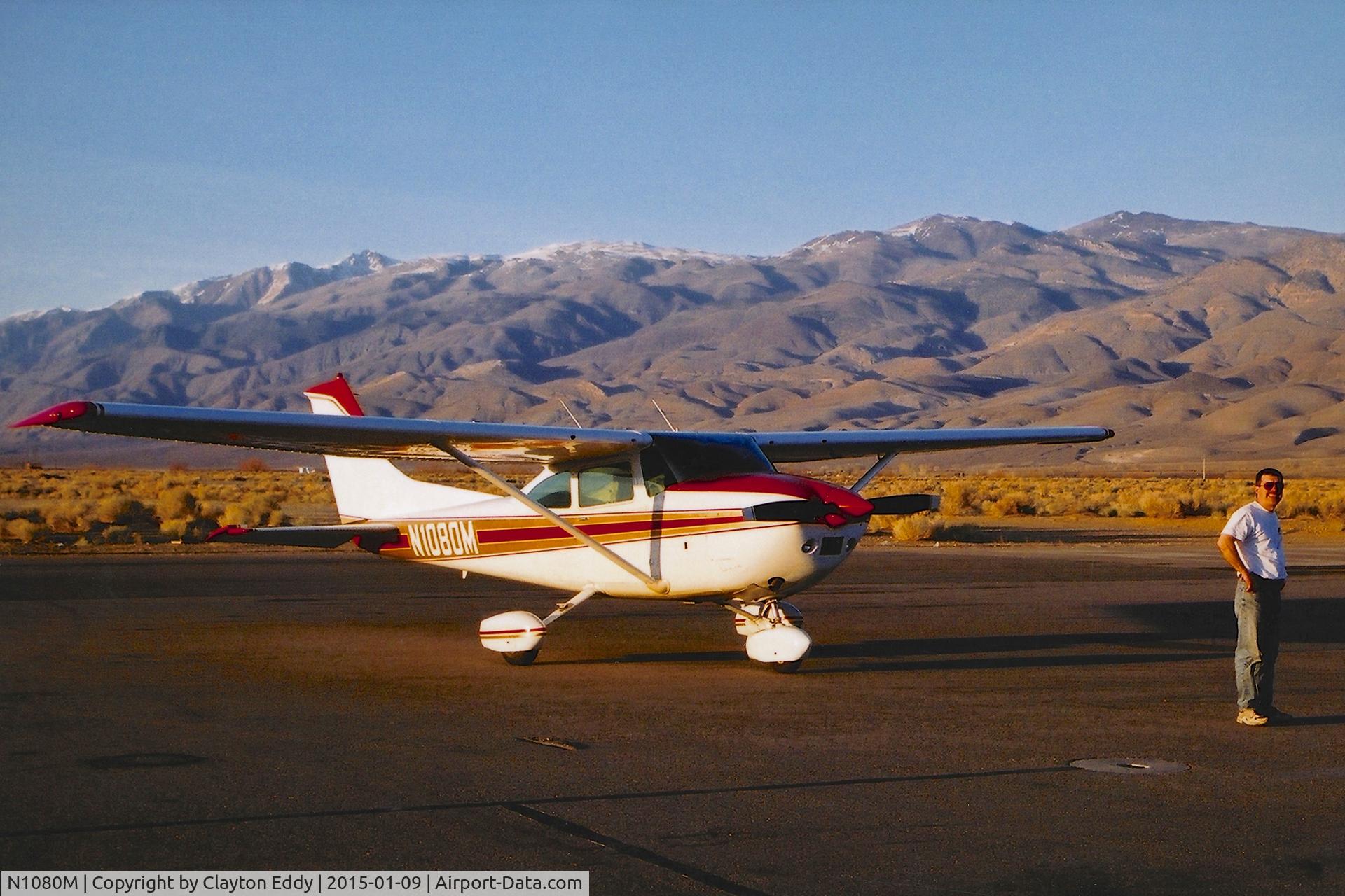 N1080M, Cessna 182Q Skylane C/N 18266034, N1080M at Death Valley California.