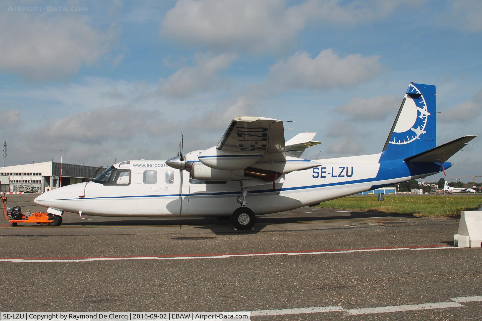 SE-LZU, 1973 Rockwell 690A Turbo Commander Turbo Commander C/N 11121, Aerodata Int. Surveys at Antwerp Airport.