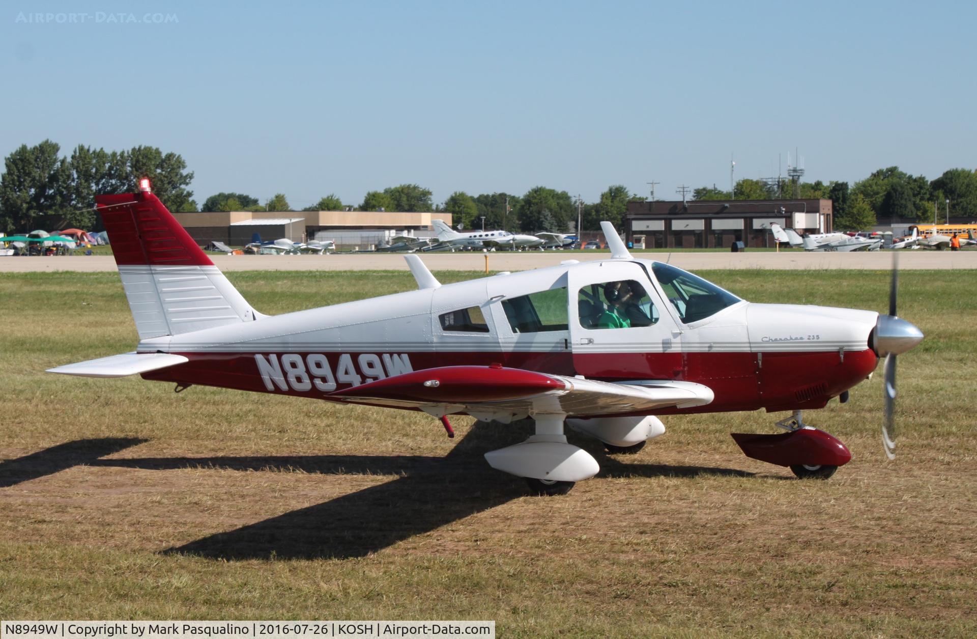 N8949W, 1964 Piper PA-28-235 C/N 28-10522, Piper PA-28-235