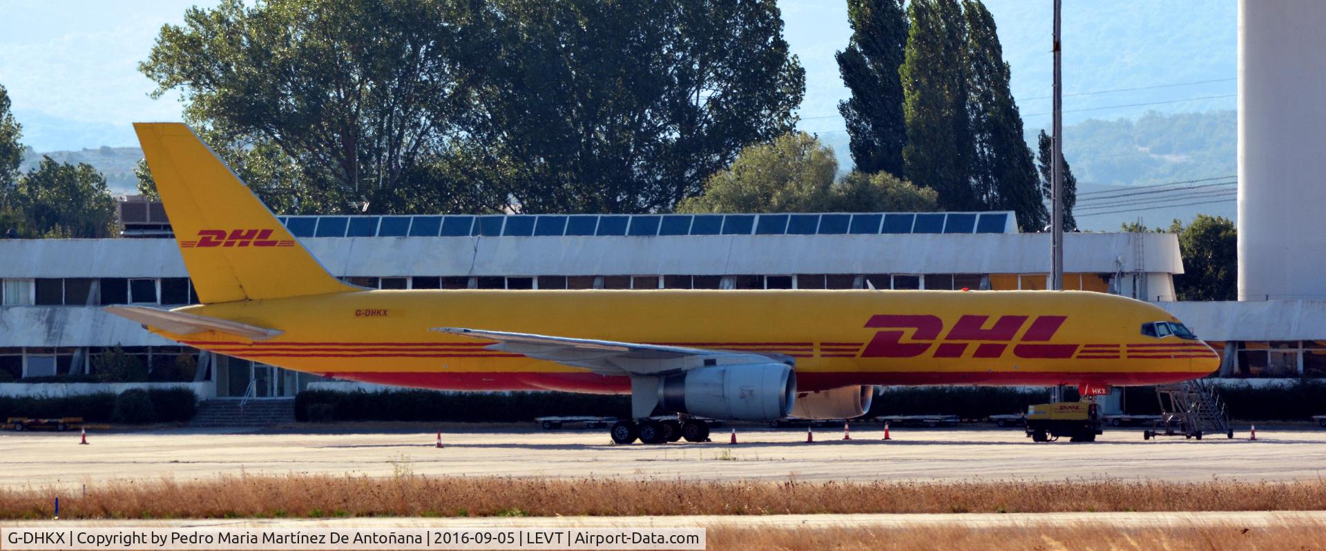 G-DHKX, 1991 Boeing 757-23APF C/N 24971, Foronda - Vitoria-Gasteiz - España