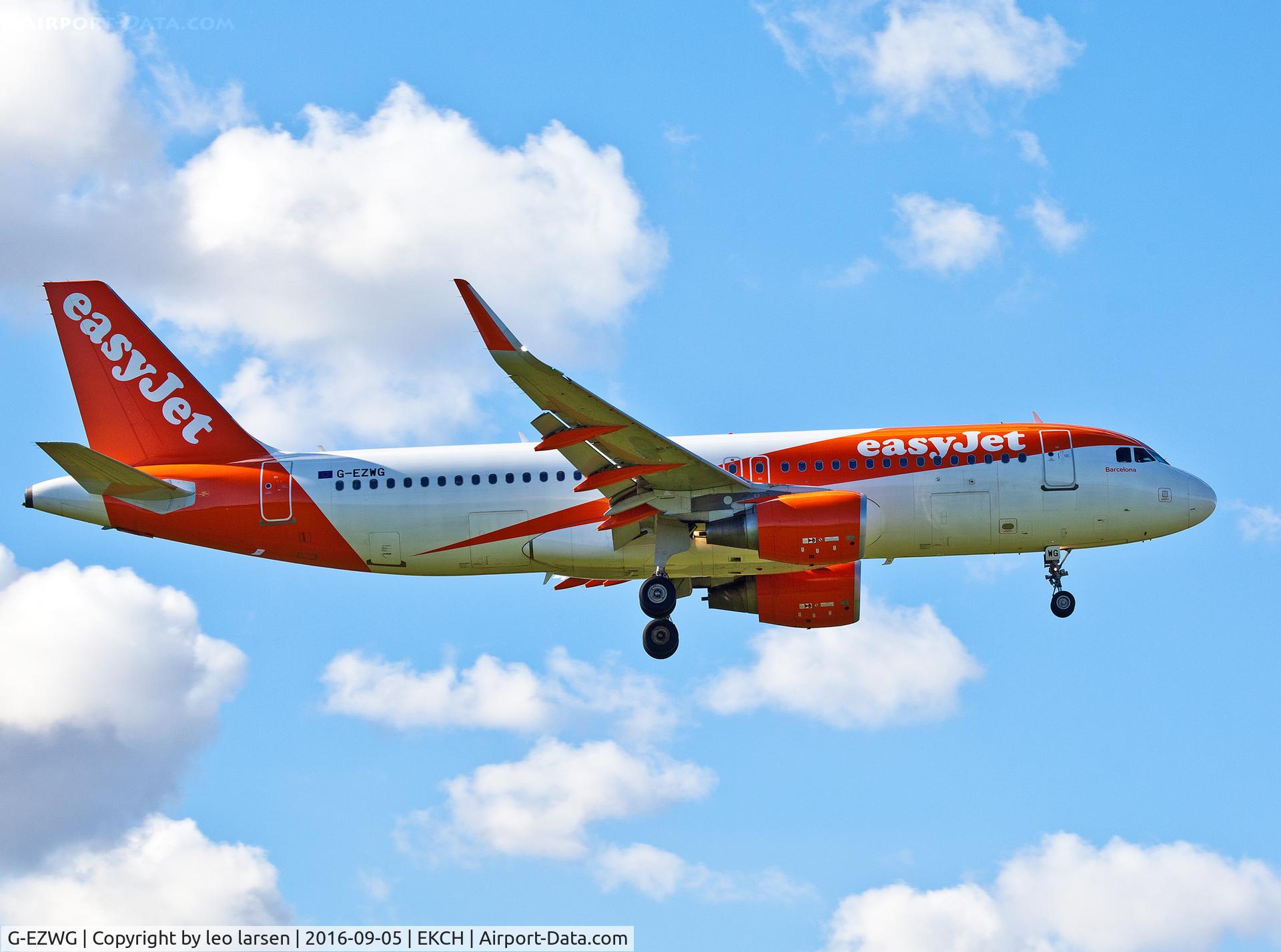 G-EZWG, 2012 Airbus A320-214 C/N 5318, Copenhagen 5.9.16 name: 