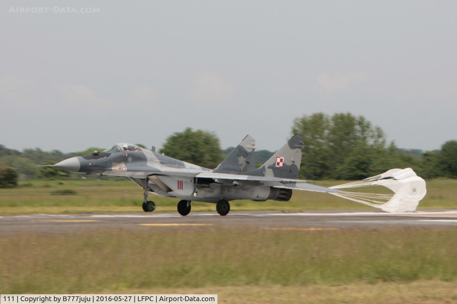 111, Mikoyan-Gurevich MiG-29A C/N 35111, at Creil